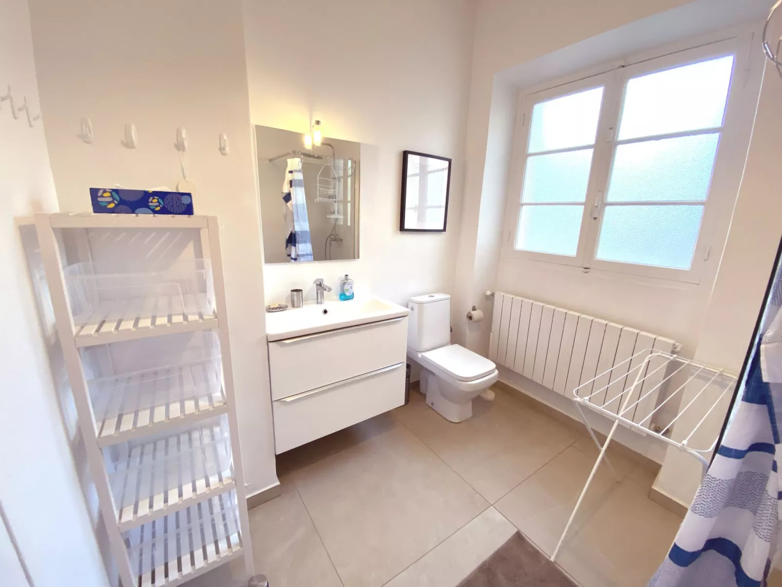 Geräumige und elegante Villa mit großem Garten, Swimmingpool und 3 Schlafzimmer-Binnen