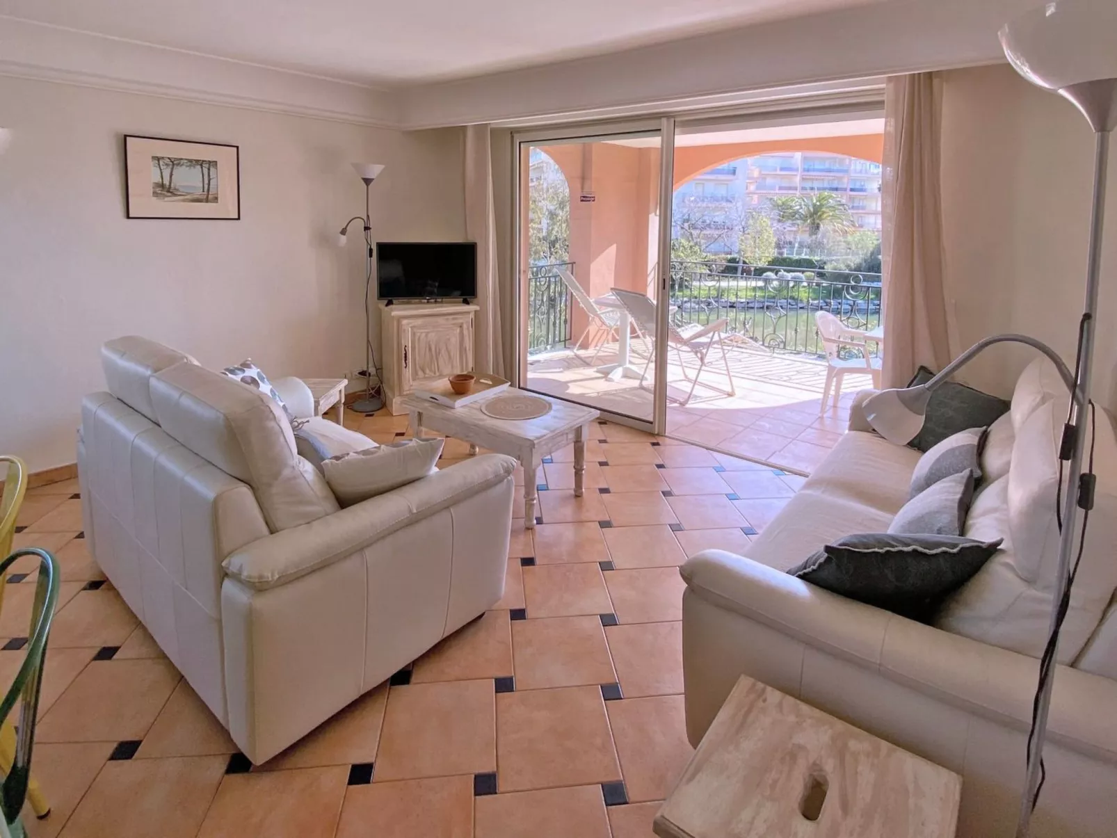 Appt 6 Pers - Piscine Résidence - Climatisation - Binnen