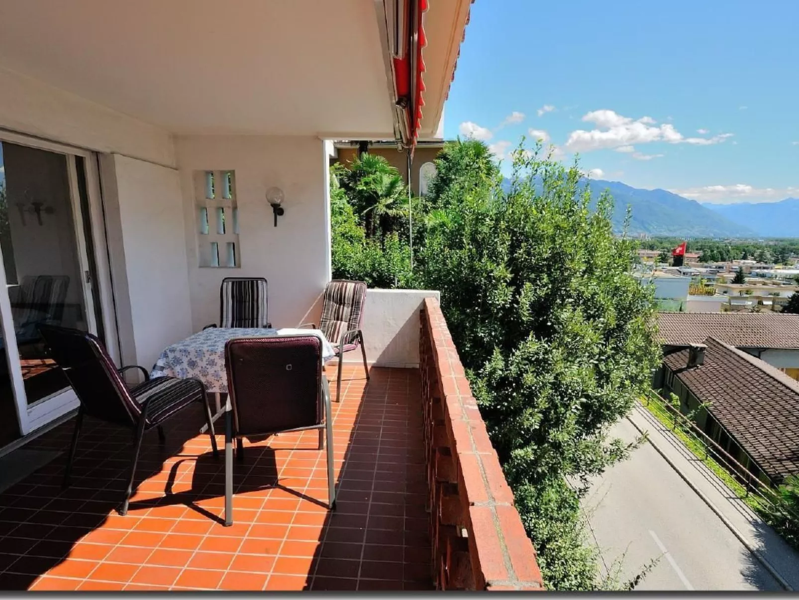 My charming nest-Buiten