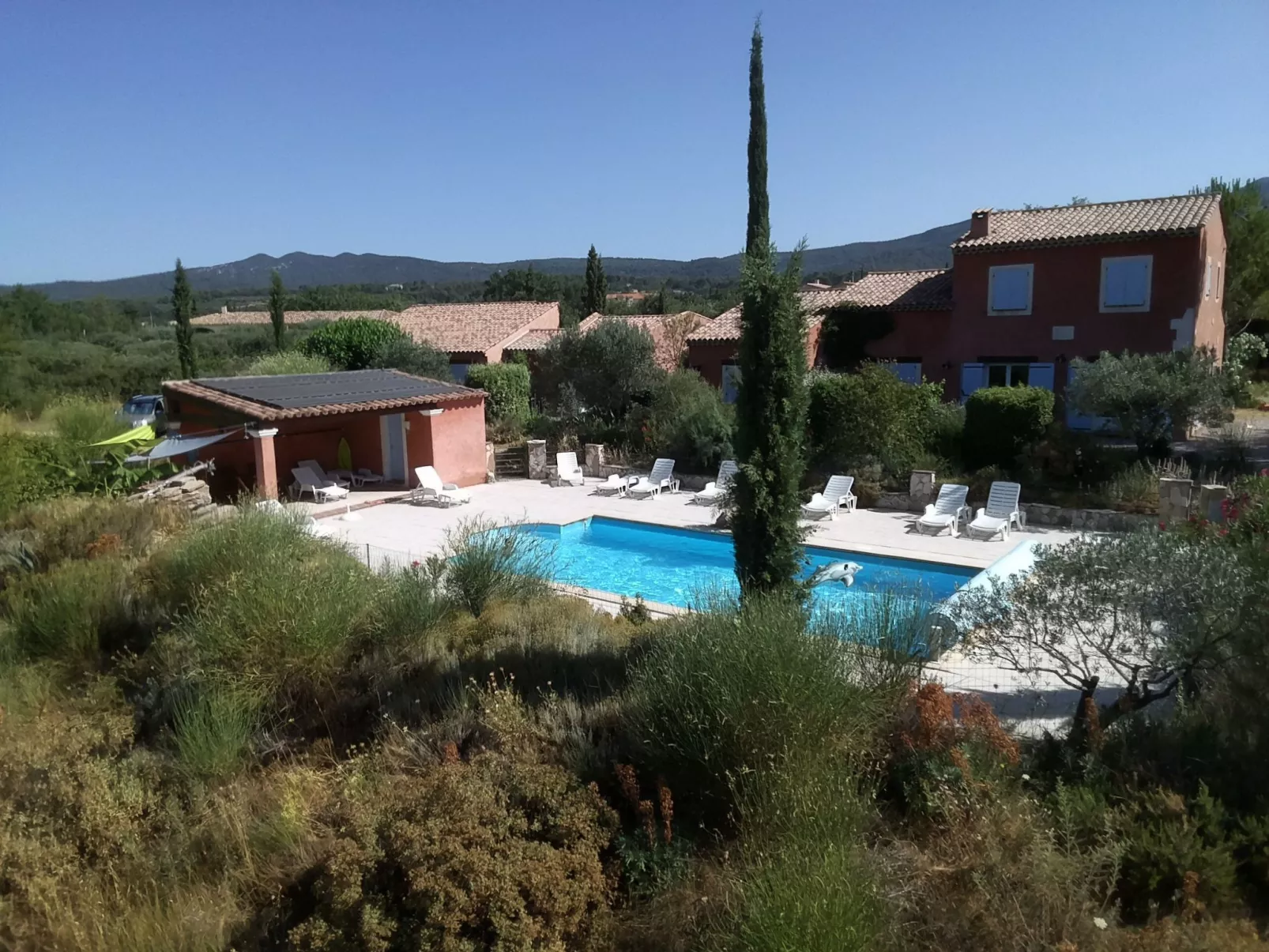 Les amandiers-Buiten