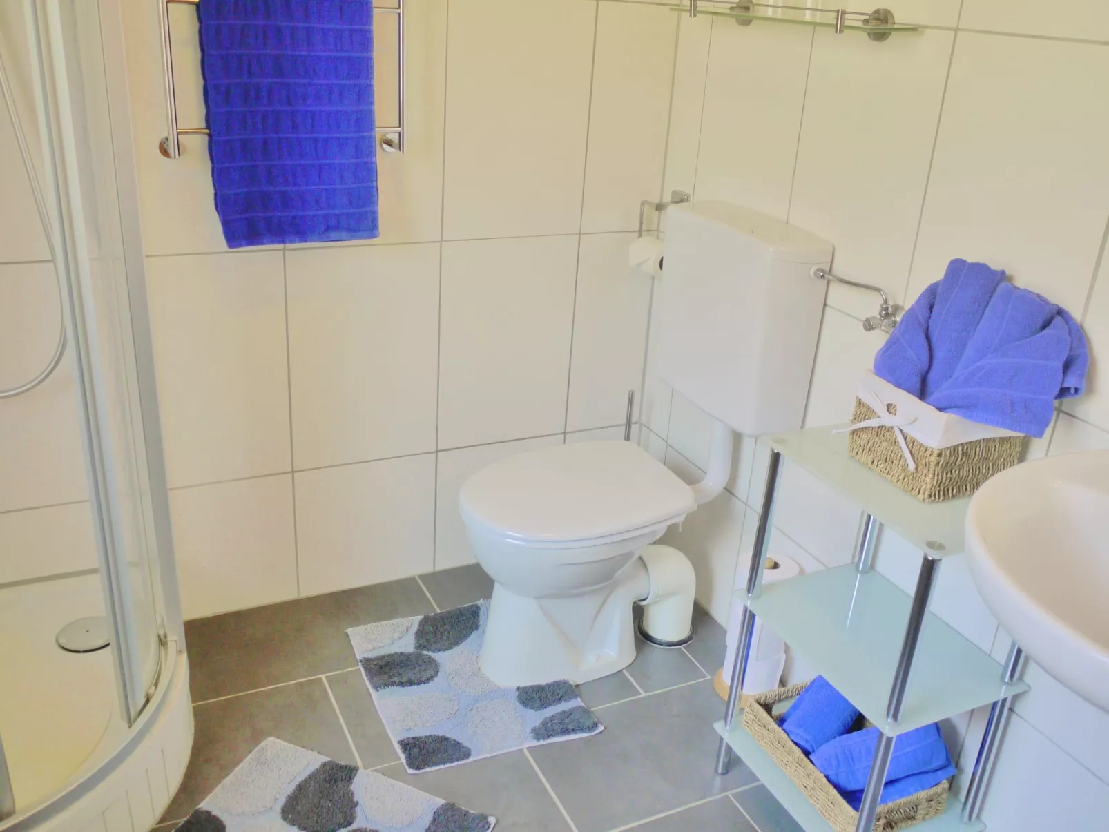 Geräumiges Apartment mit Panoramabergblick-Binnen