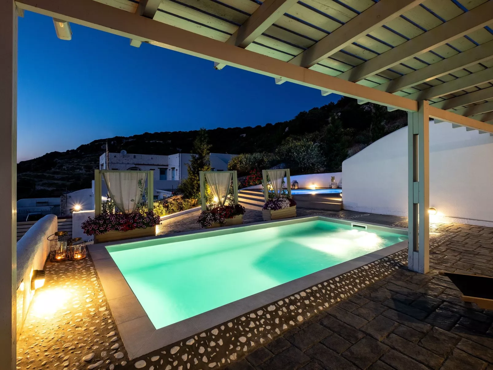 Schöne Villa Thetis mit eigenem Pool-Buiten