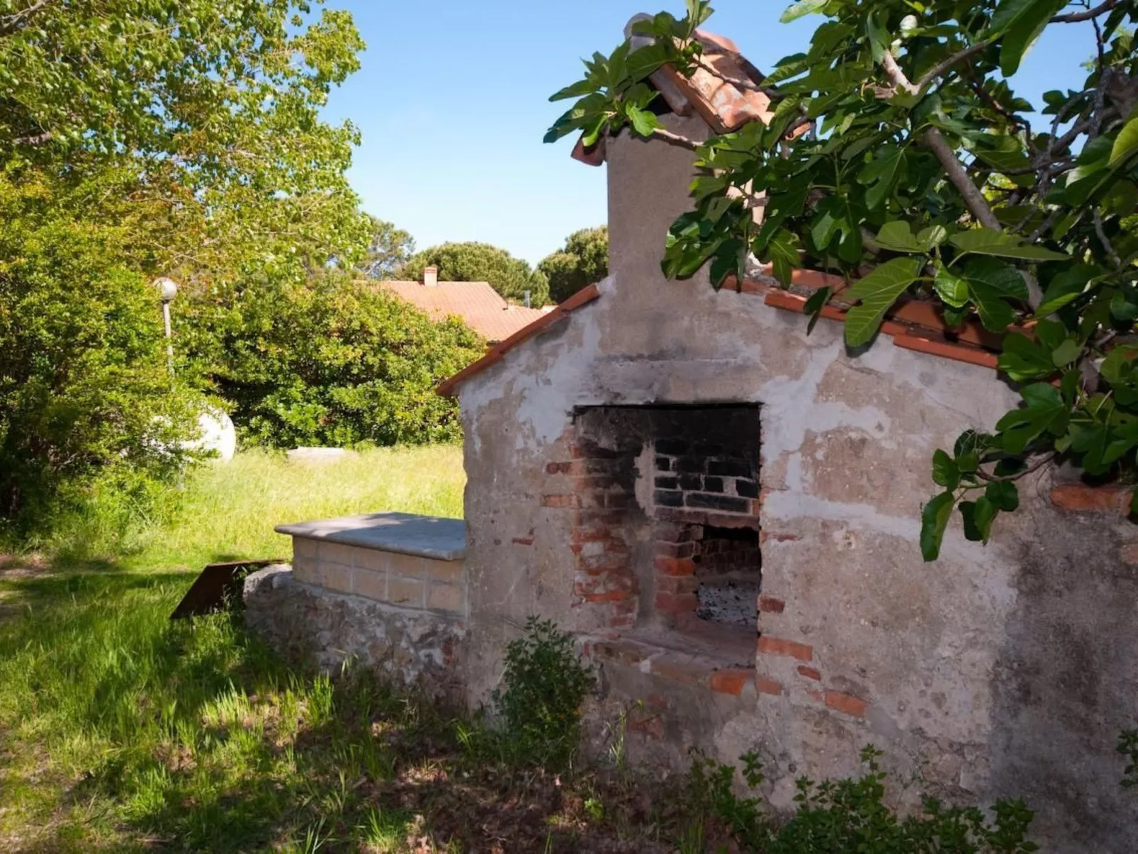 Rustikales Bauernhaus nur einen Steinwurf vom Meer entfernt-Buiten