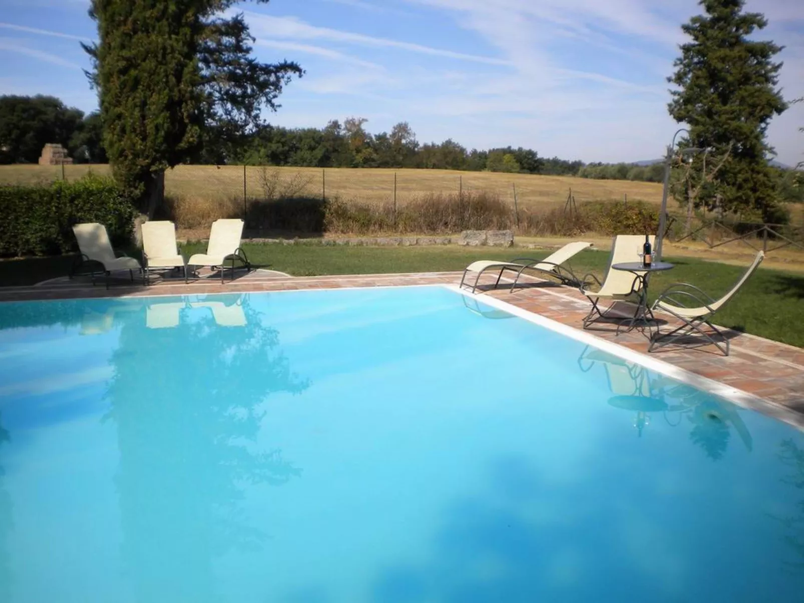 Wohnung "Santinovo pergola-Buiten