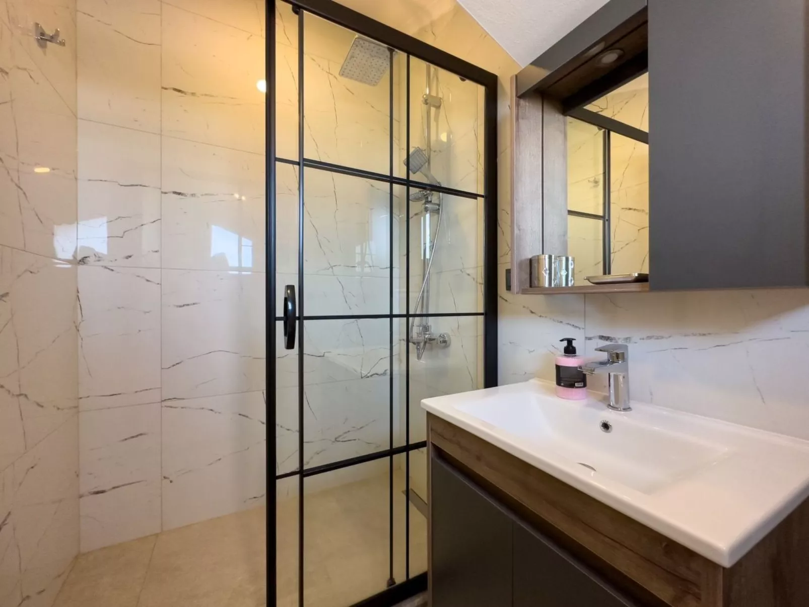 Villa für 8 Personen in Fethiye Ciftlik-Image-tags.info