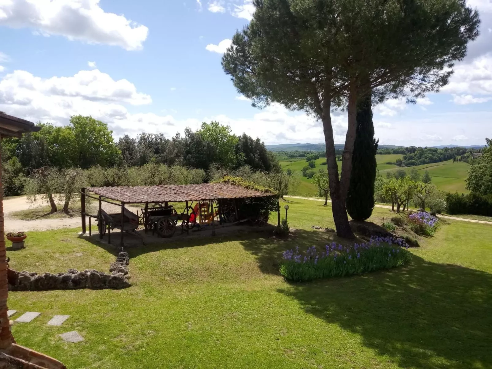 Unsere Kunden sind unsere Freunde-Buiten