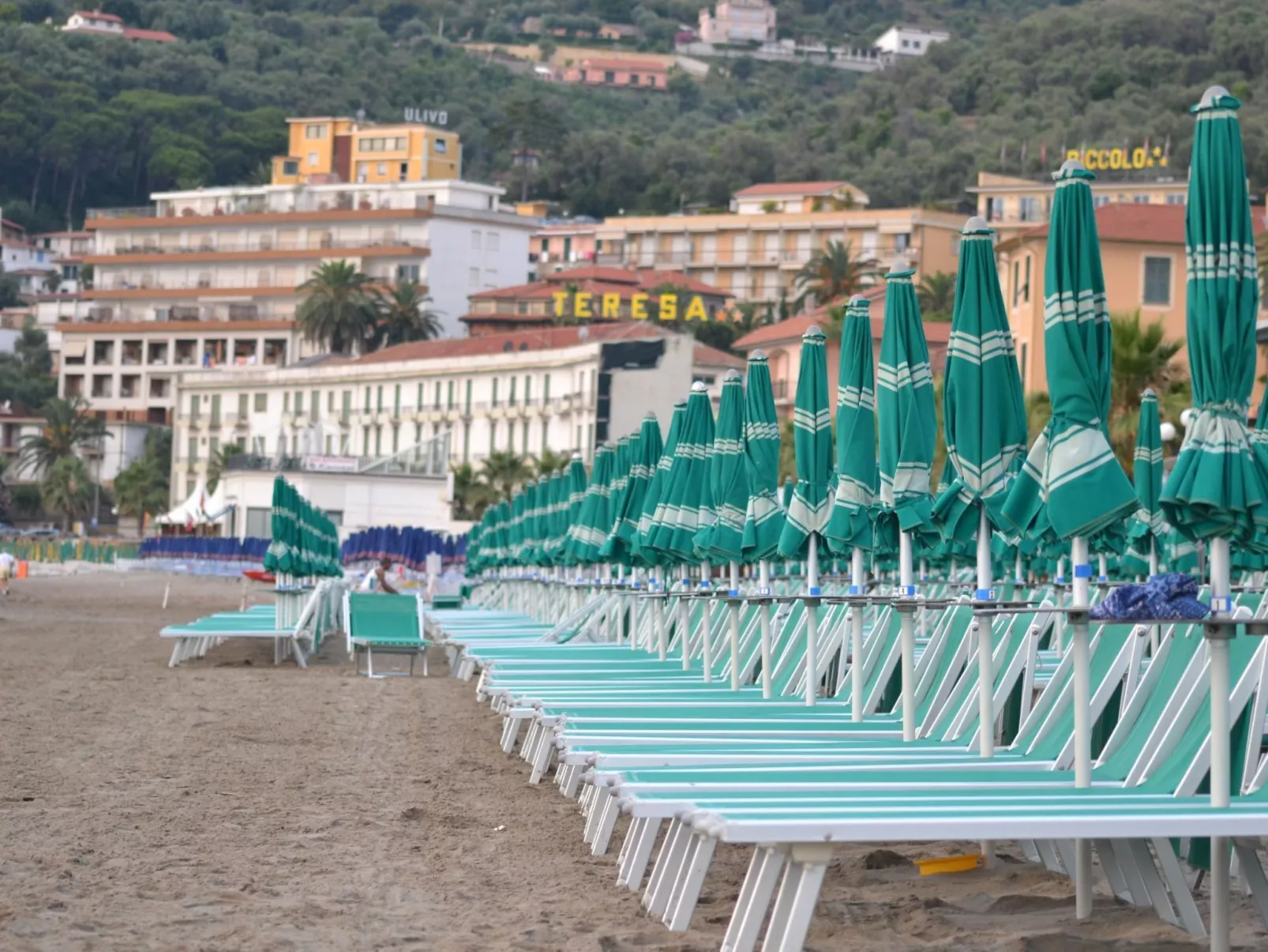 Charmantes Appartment in Diano San Pietro-Buiten