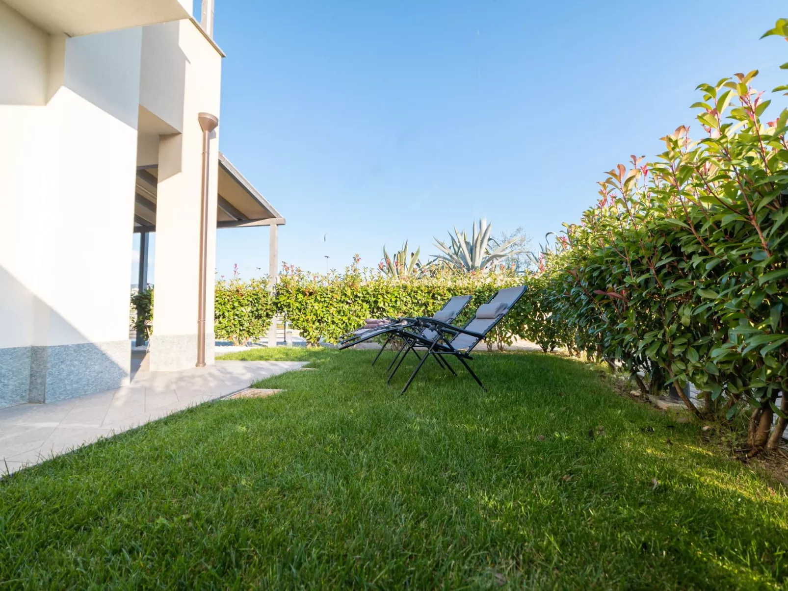 Perla Abernathy - Haus mit Pool und Garten-Buiten