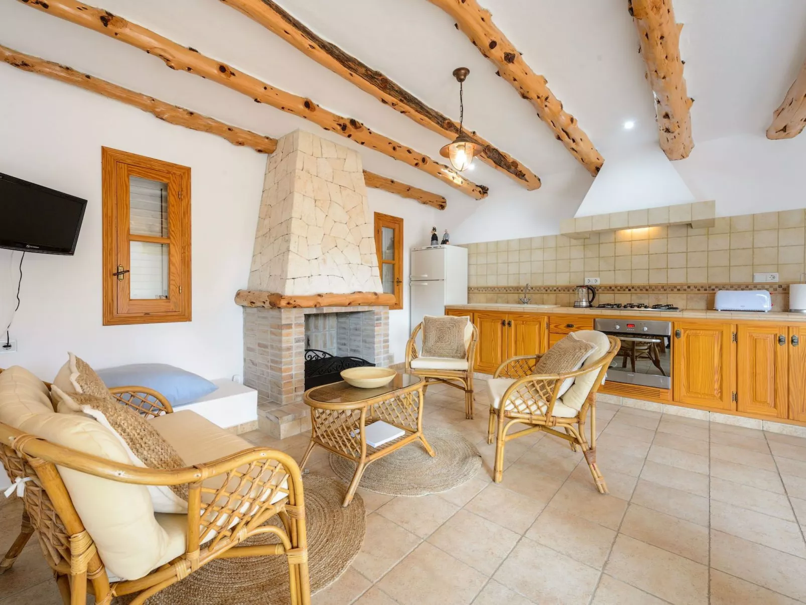 Schöne Villa Belvedere mit 4 Schlafzimmern, 3 Bädern, beheiztem Pool, zwei Whir-Binnen