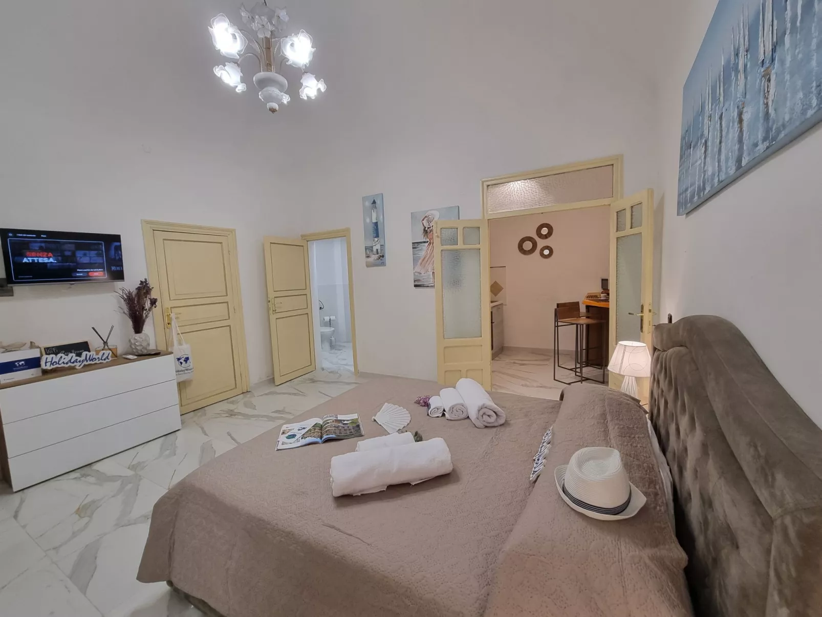 Donna Lidia von Holiday World-Binnen