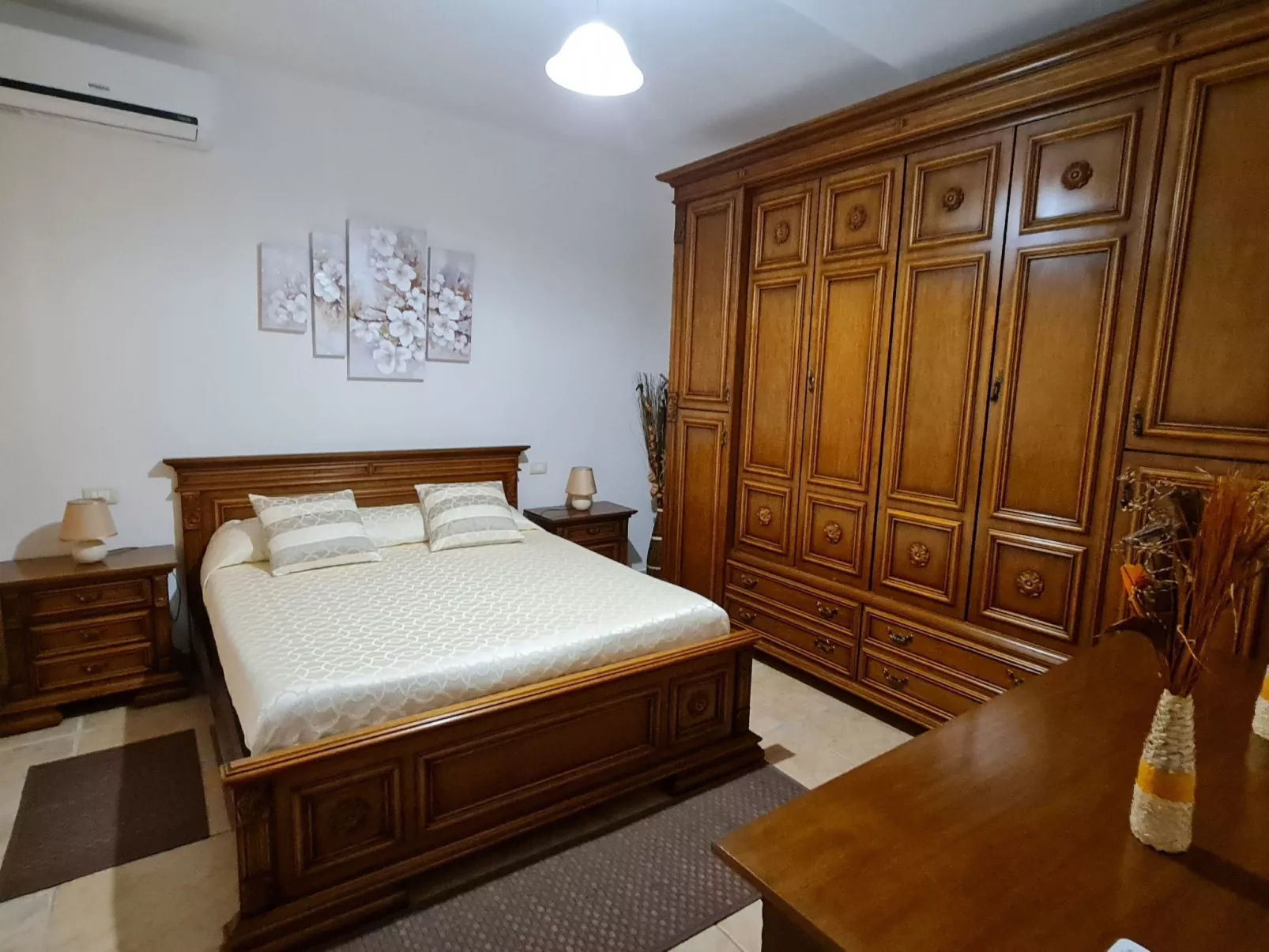 'Chloe-Image-tags.info