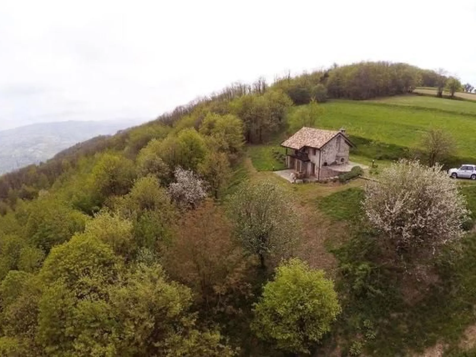 Piccola casa romantica-Buiten