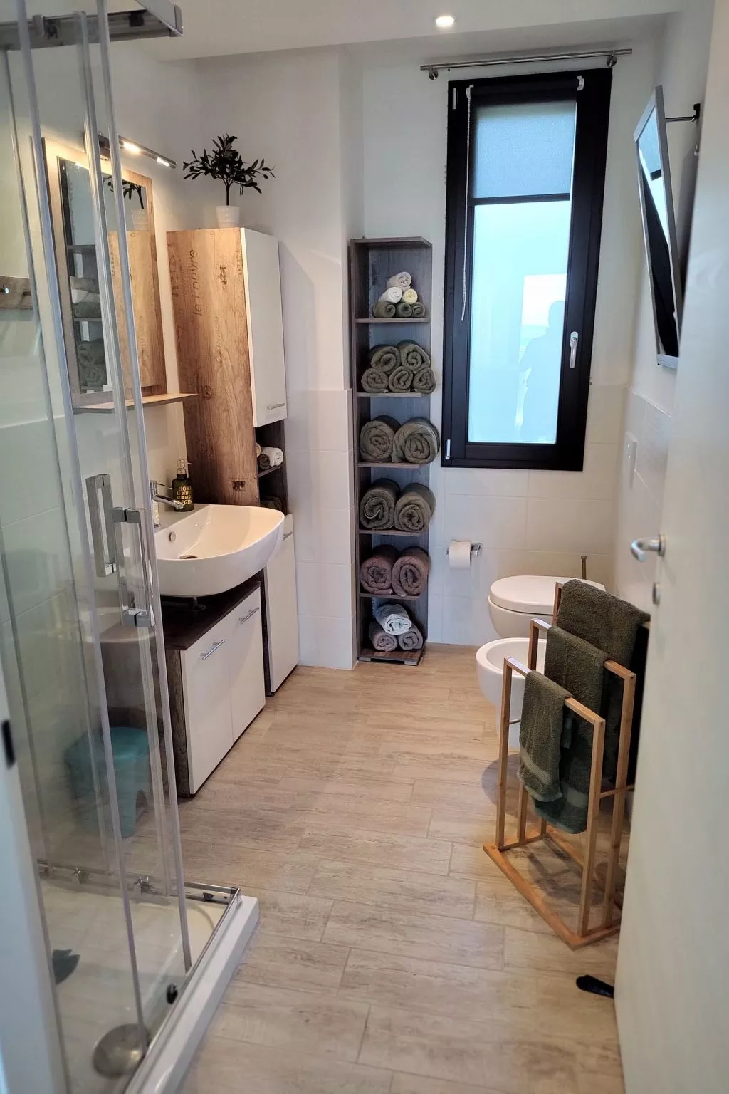 Wunderschöne Familienwohnung für bis zu 3 Personen-Binnen