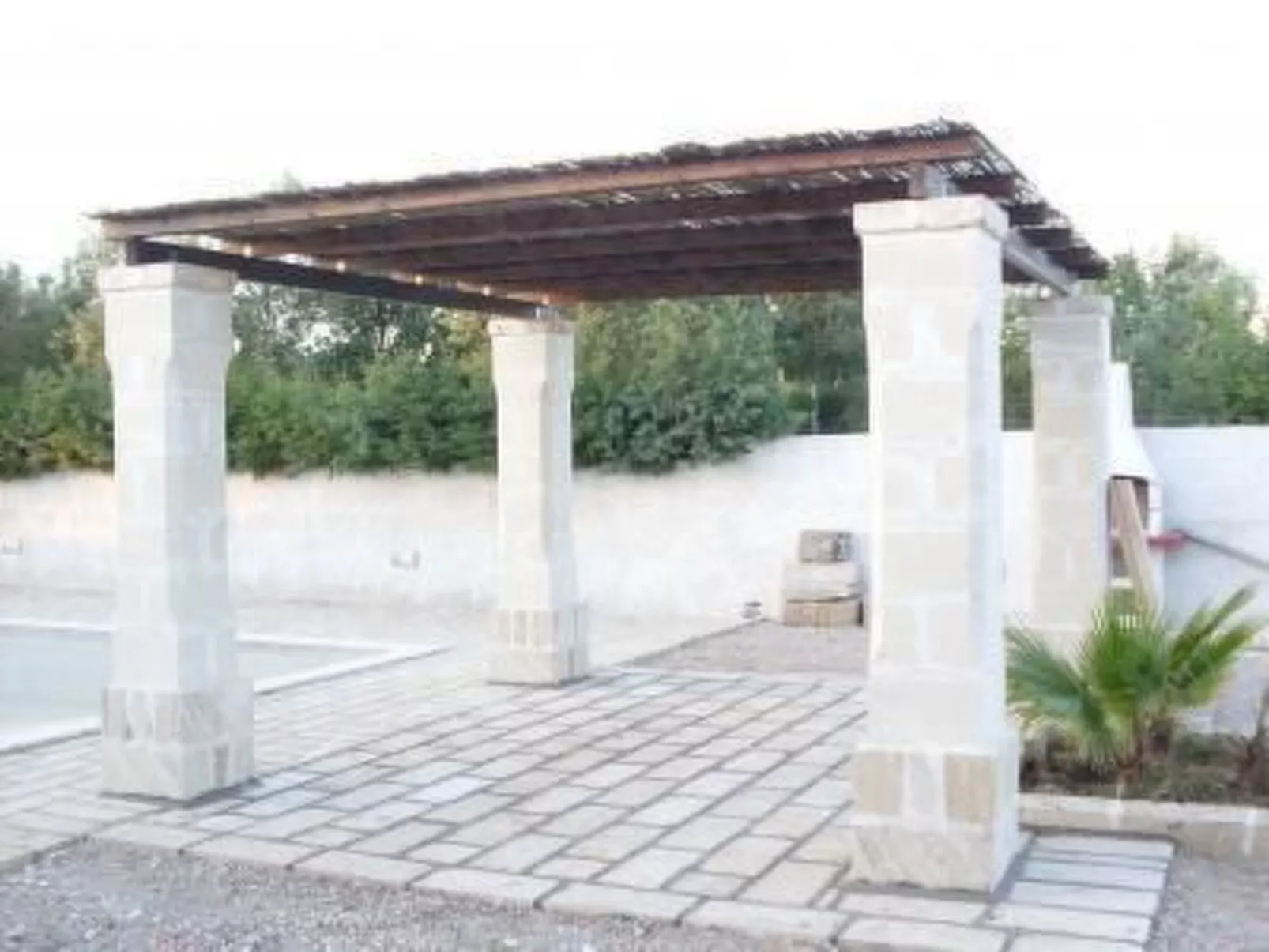 Gemütliche Ferienwohnung in Sogliano Cavour mit Terrasse, gemeinsamem Pool und-Buiten