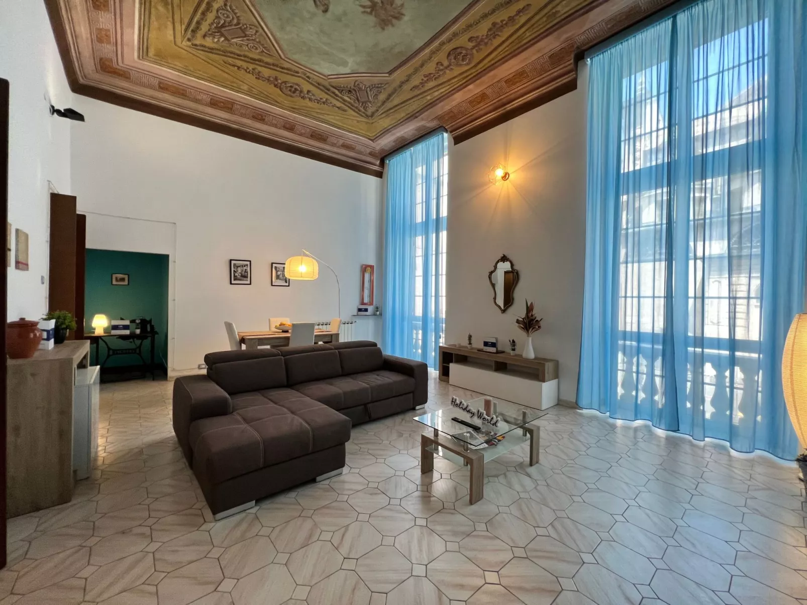 'Doge Antonino' mit Wi-Fi-Binnen