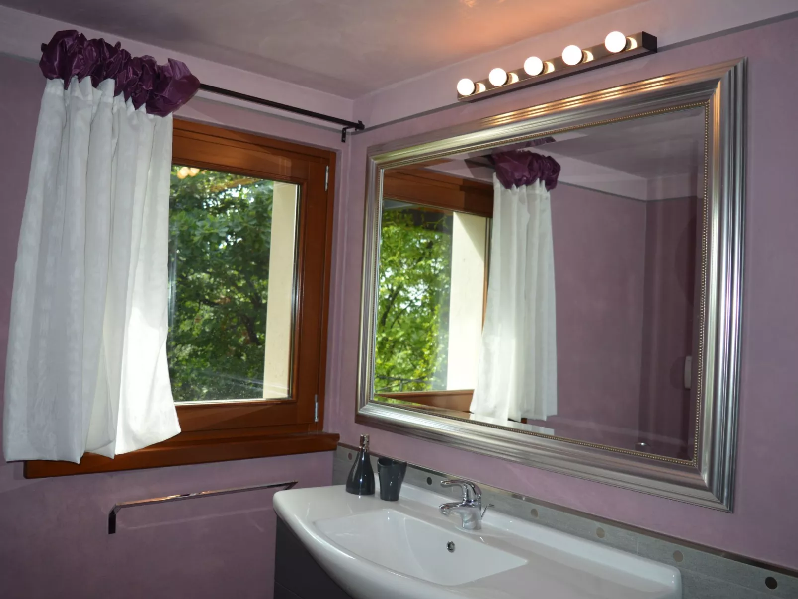 Wohnung mit Blick auf den Gardasee-Binnen