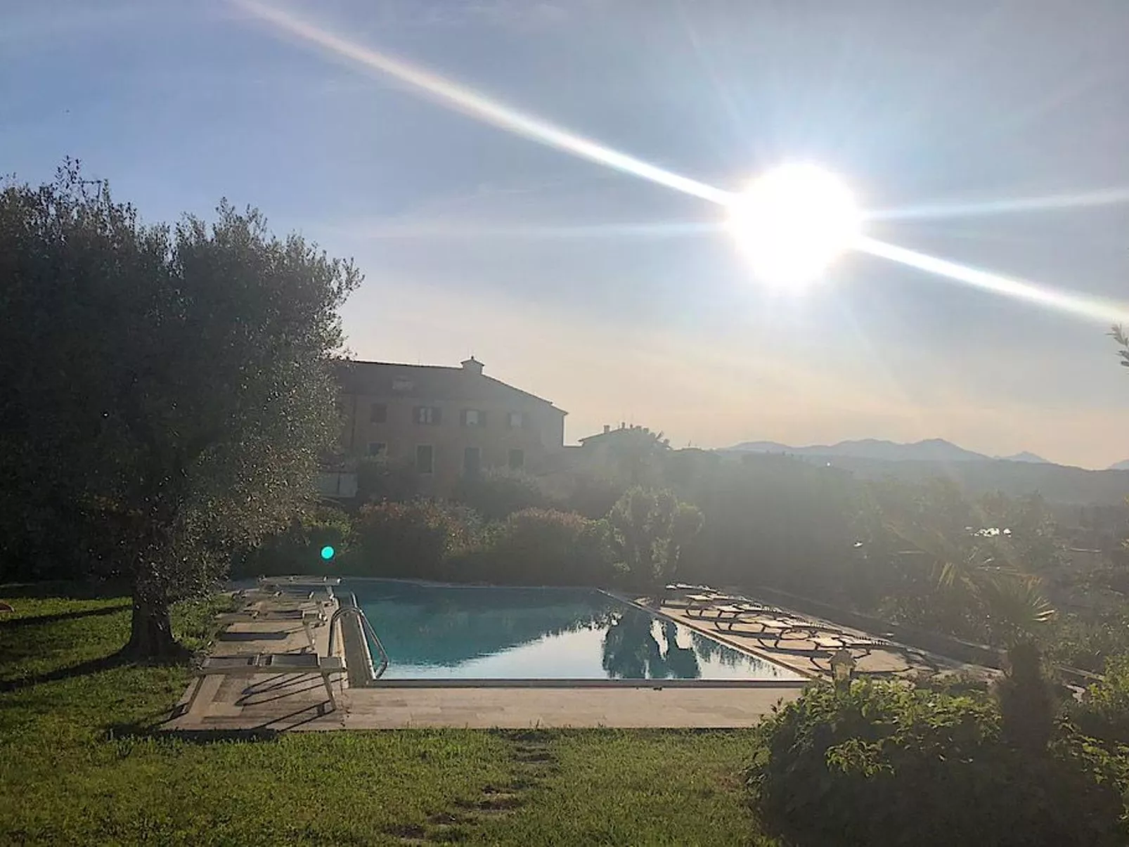 Wohnung mit Seeblick in Villa Elena-Buiten