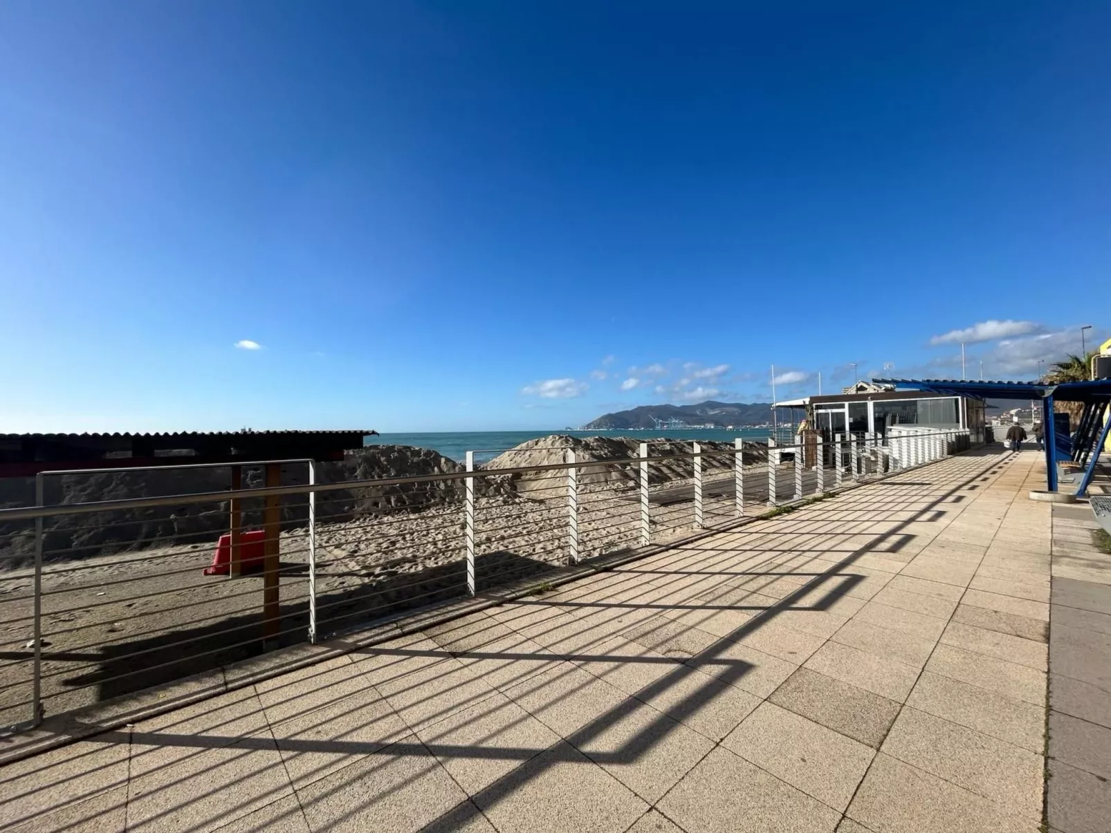 Il Cielo Con Un Dito by Holiday World-Buiten