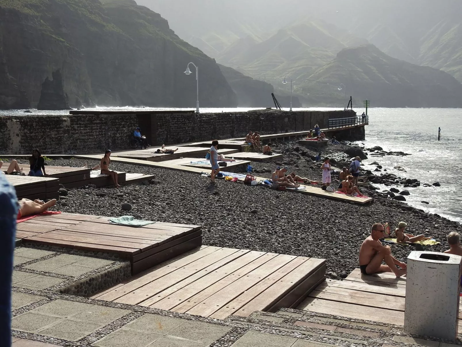 Haus mit beheiztem Schwimmbad, Berg- und Meerbli-Buiten