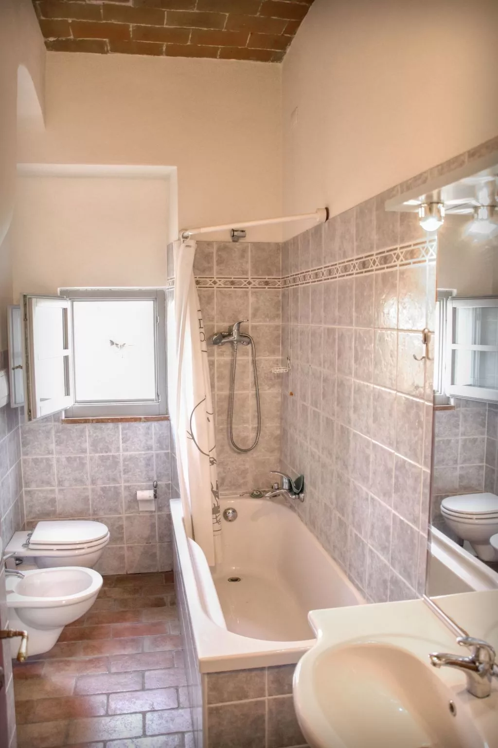 Für 20 Personen in Cortona, Trasimenischer See - Binnen