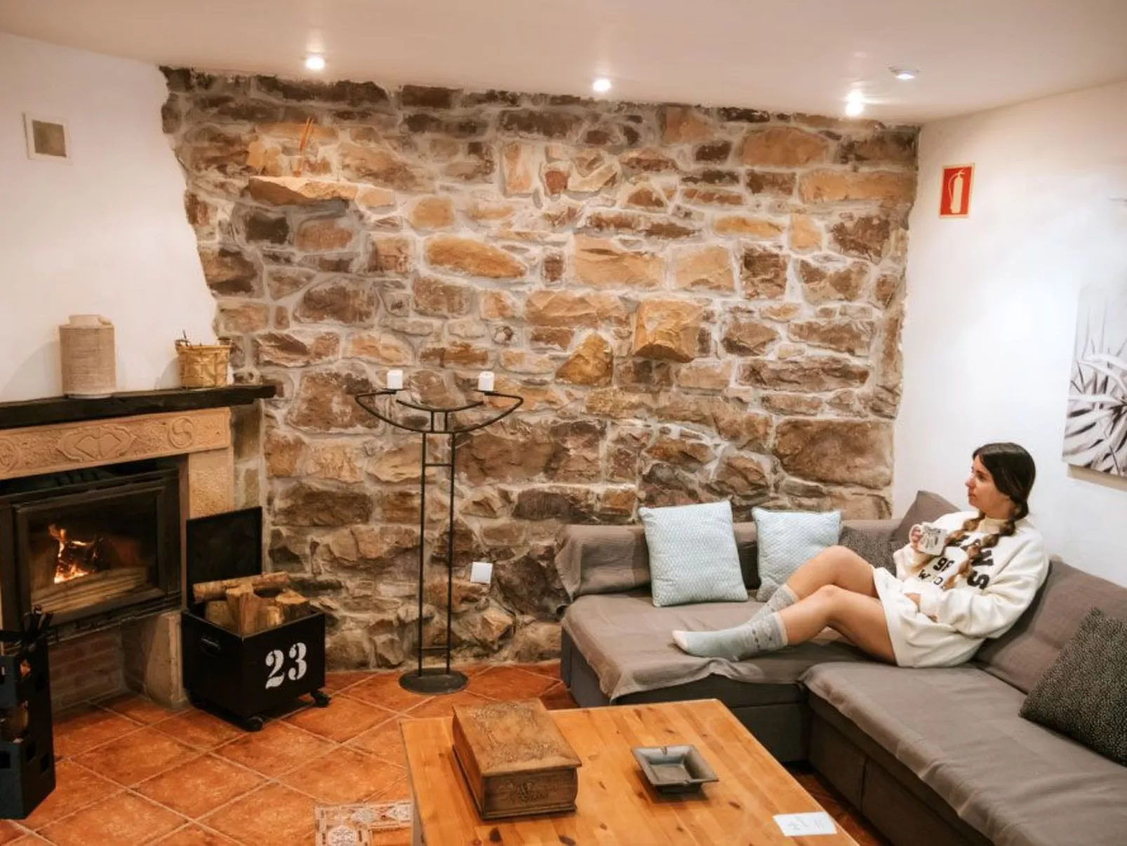 Jacuzzi, Kamin, Grill und spektakuläre Aussicht-Binnen