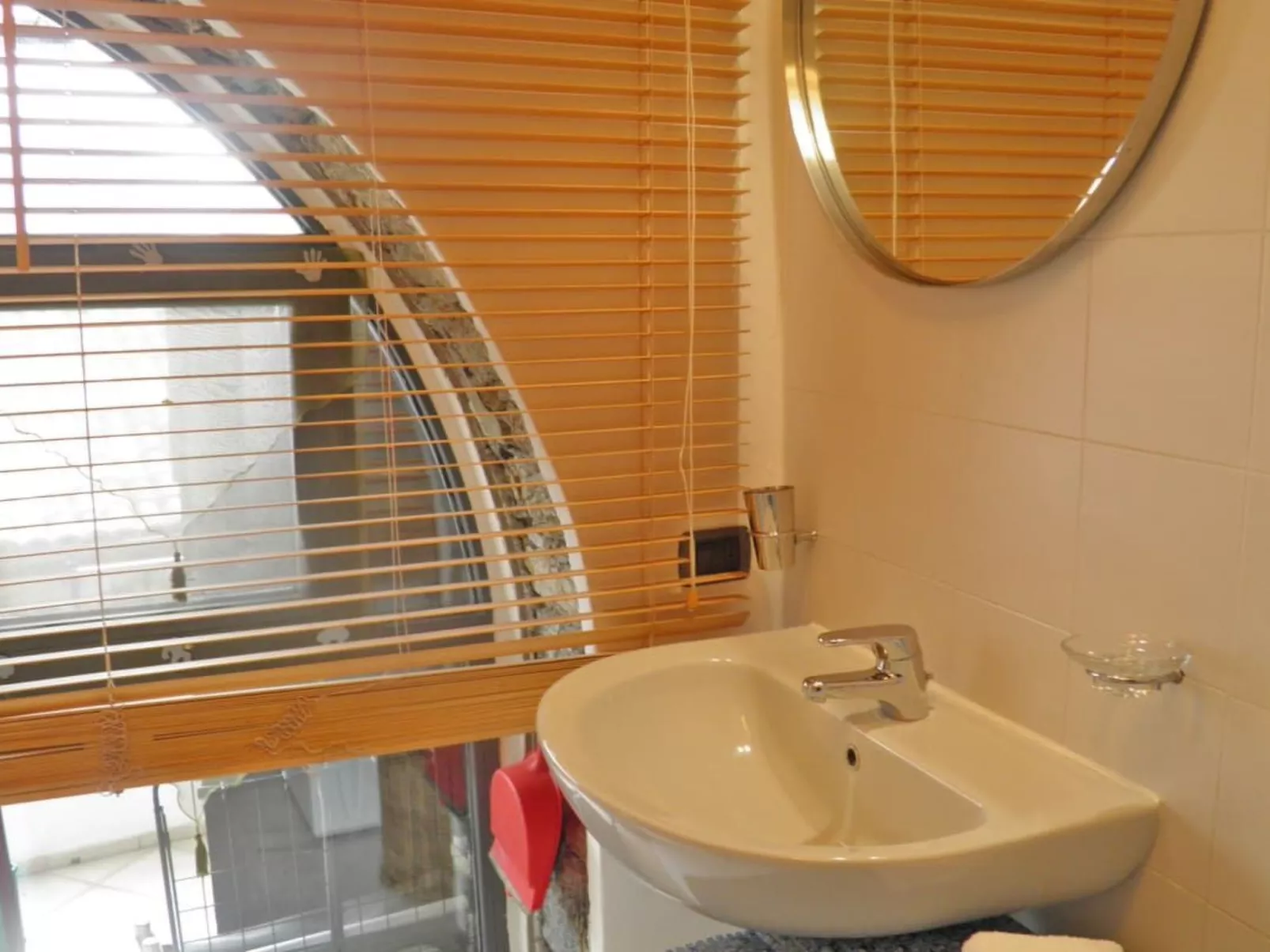 Asti-Image-tags.info