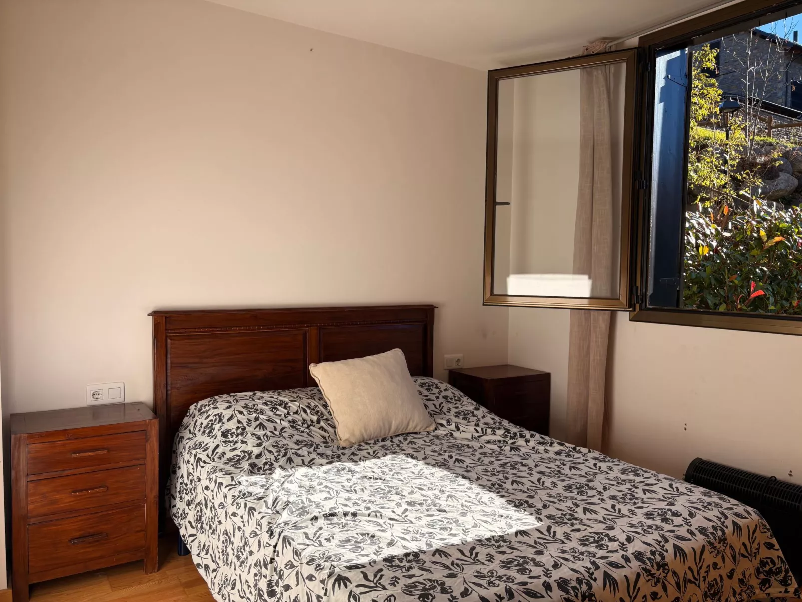 Erdgeschosswohnung Aüt 1 mit privatem Garten in Vall de Boí-Binnen