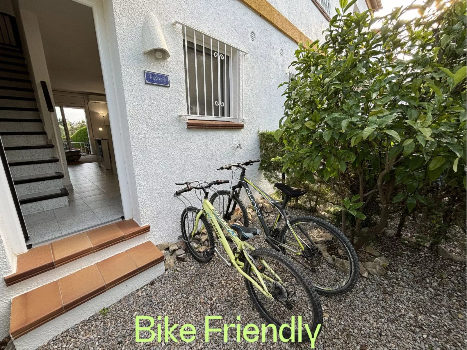 Casa Fluvià mit Gemeinschaftspool-Image-tags.info