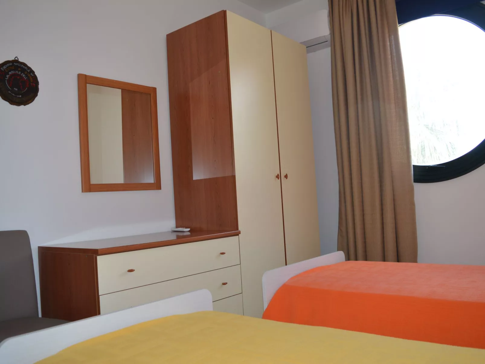 "Sicily-Etna-Taormina"-Binnen