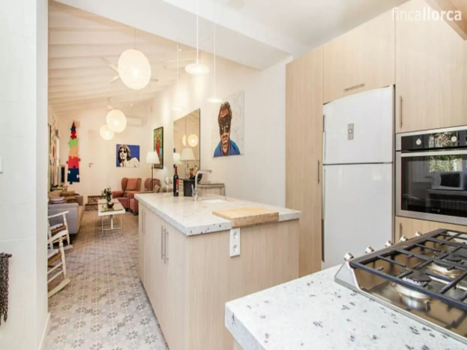 Ländliche Finca mit eigenem Schwimmbad-Image-tags.info