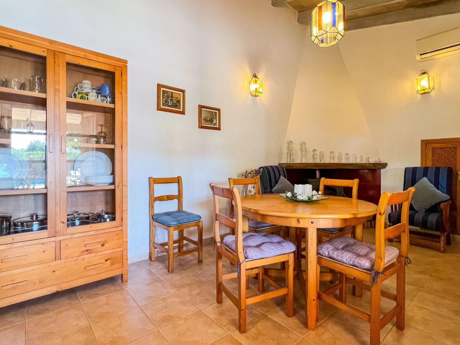 "Sa Sini" mit Terrasse-Binnen