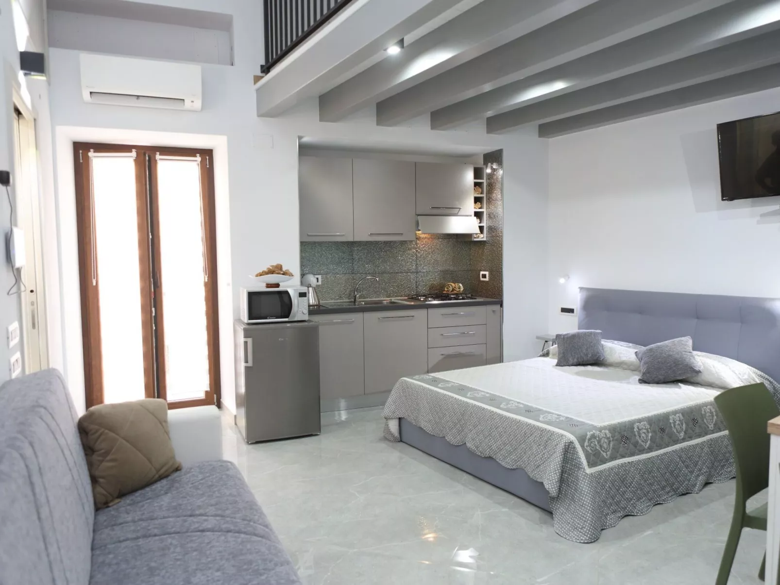 Die Wüstenrose A-Binnen