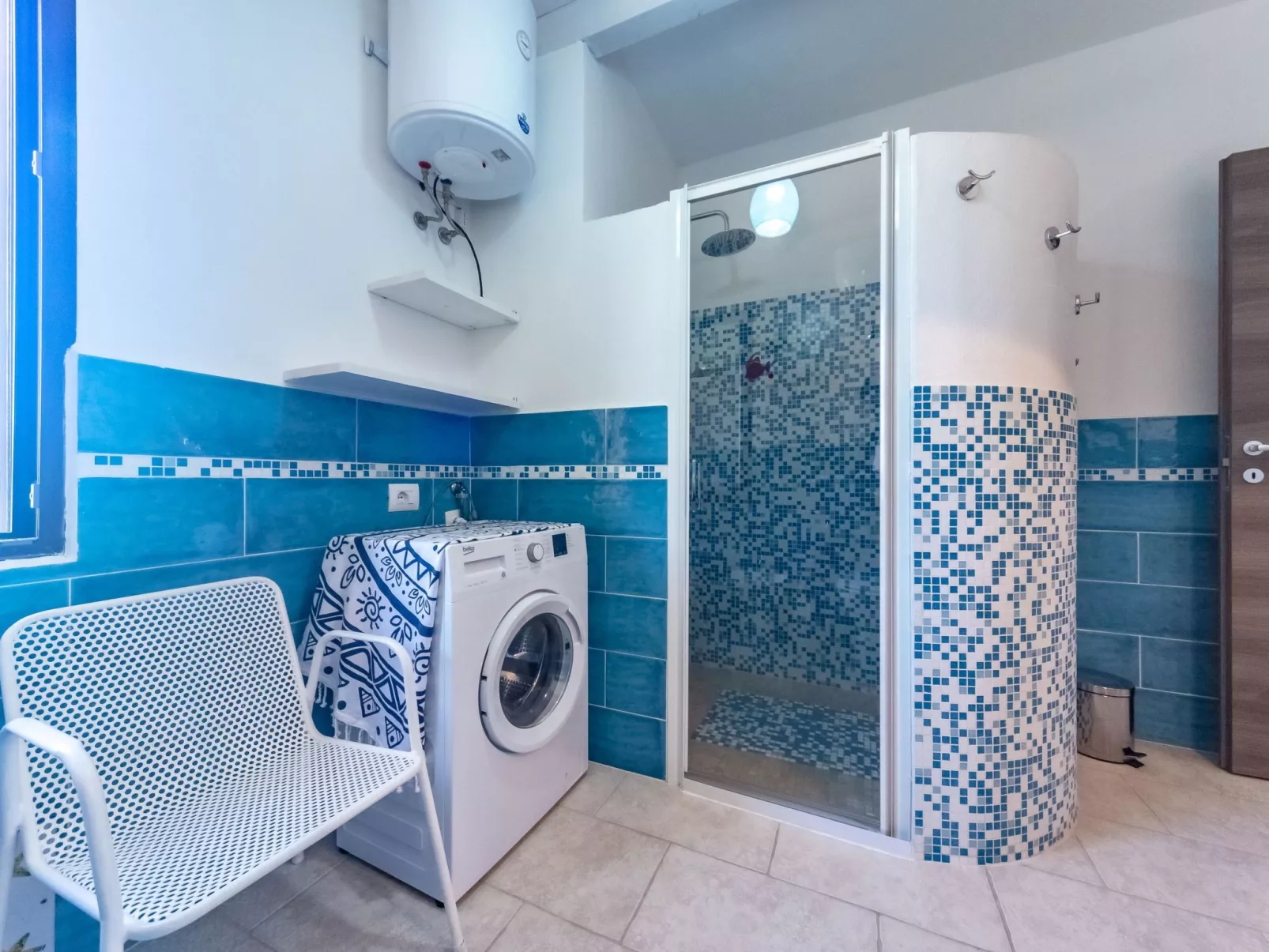 Schöne moderne Villa mit privatem Pool.-Image-tags.info