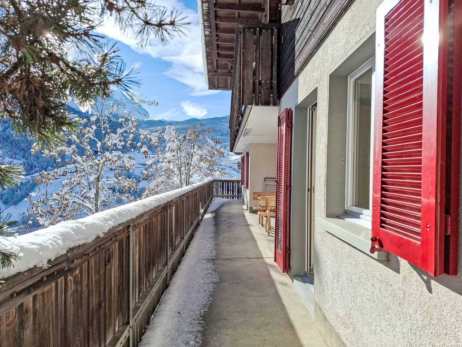 Chalet Shangri La-Buiten