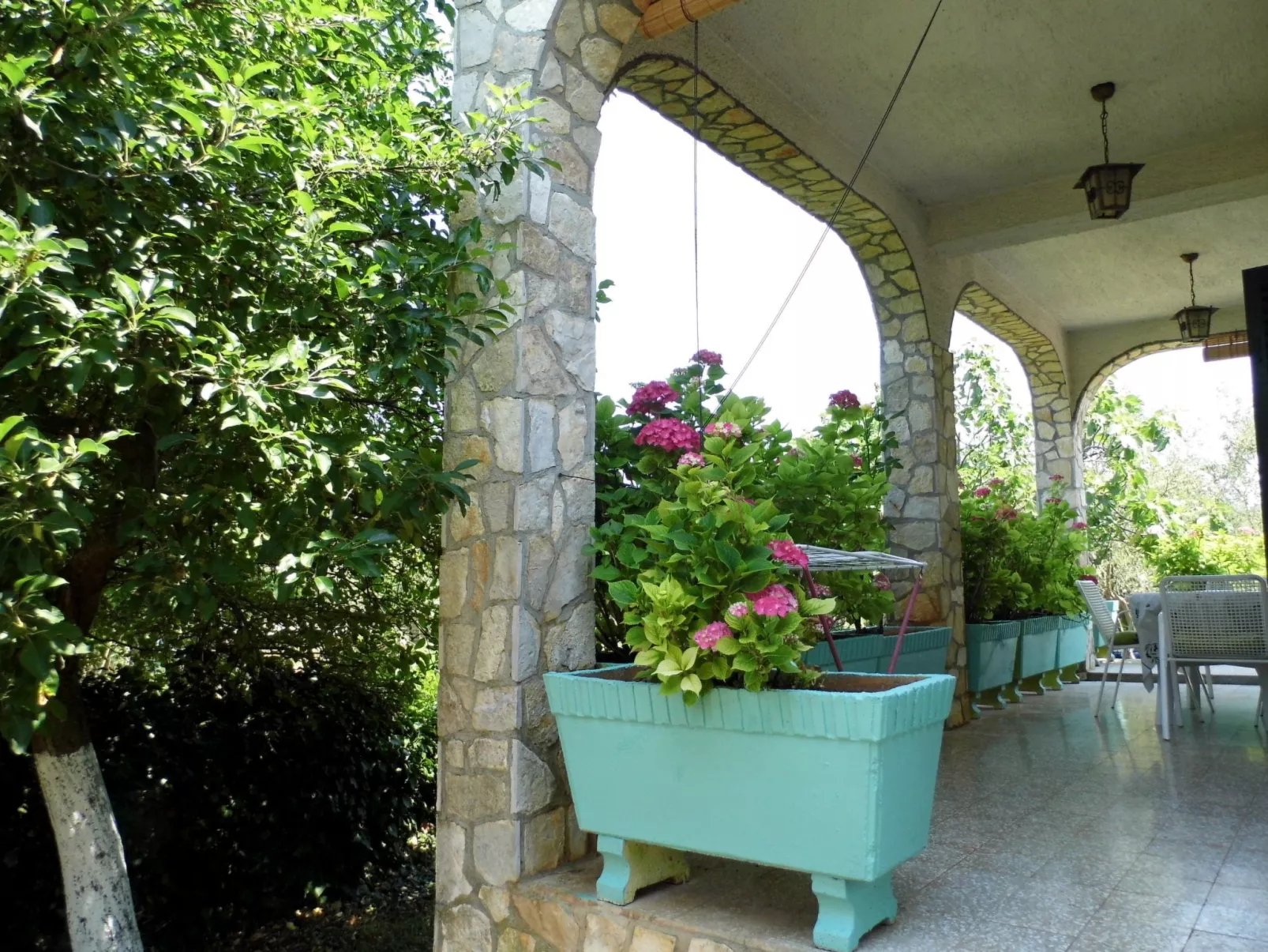 Schöne, gemütliche Ferienwohnung "Mira B" mit Garten-Buiten