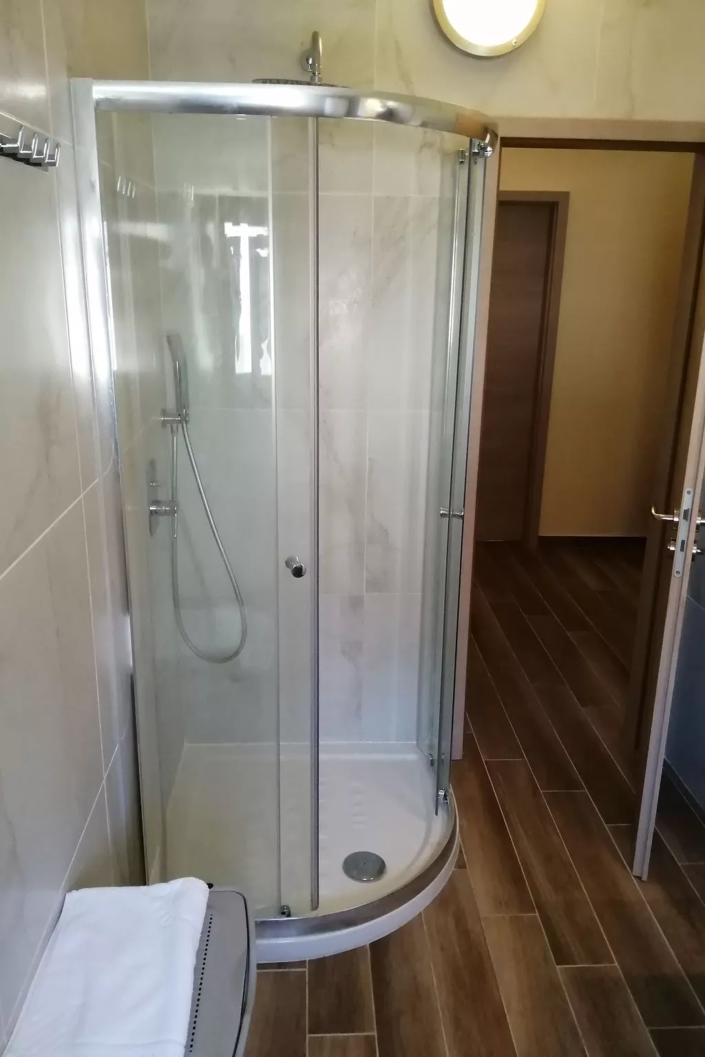 Apartment mit drei Schlafzimmern und Meerblick-Binnen