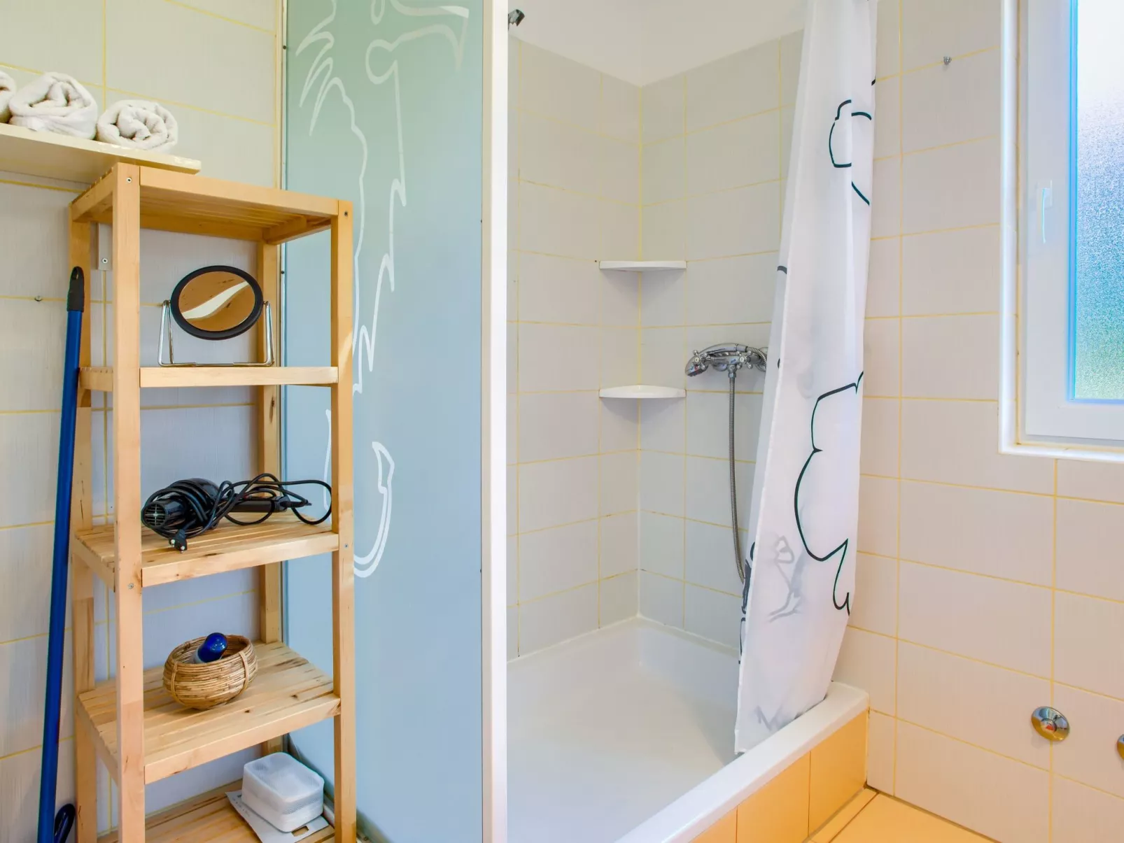 Schöne Wohnung in Medulin mit Möbliertem Balkon-Binnen