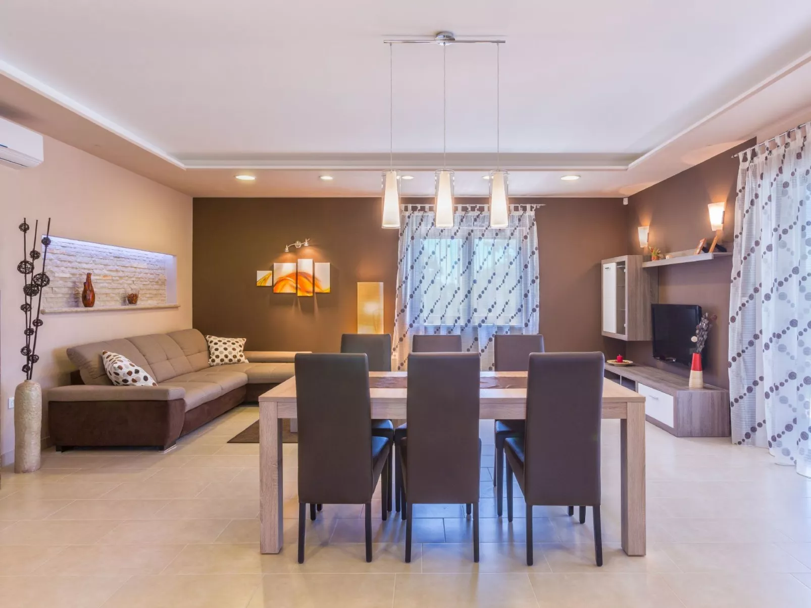 Villa "Tara" mit privatem Pool-Binnen