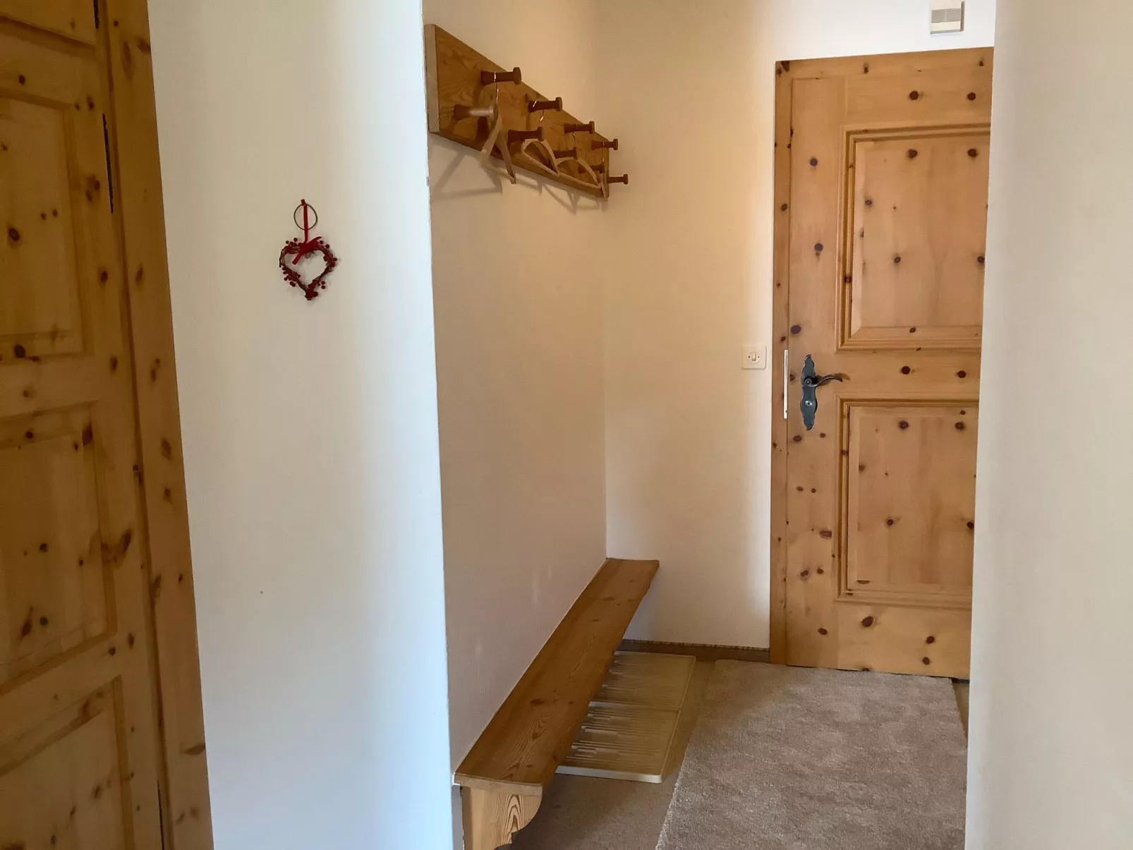 Chesa Auicula-Binnen