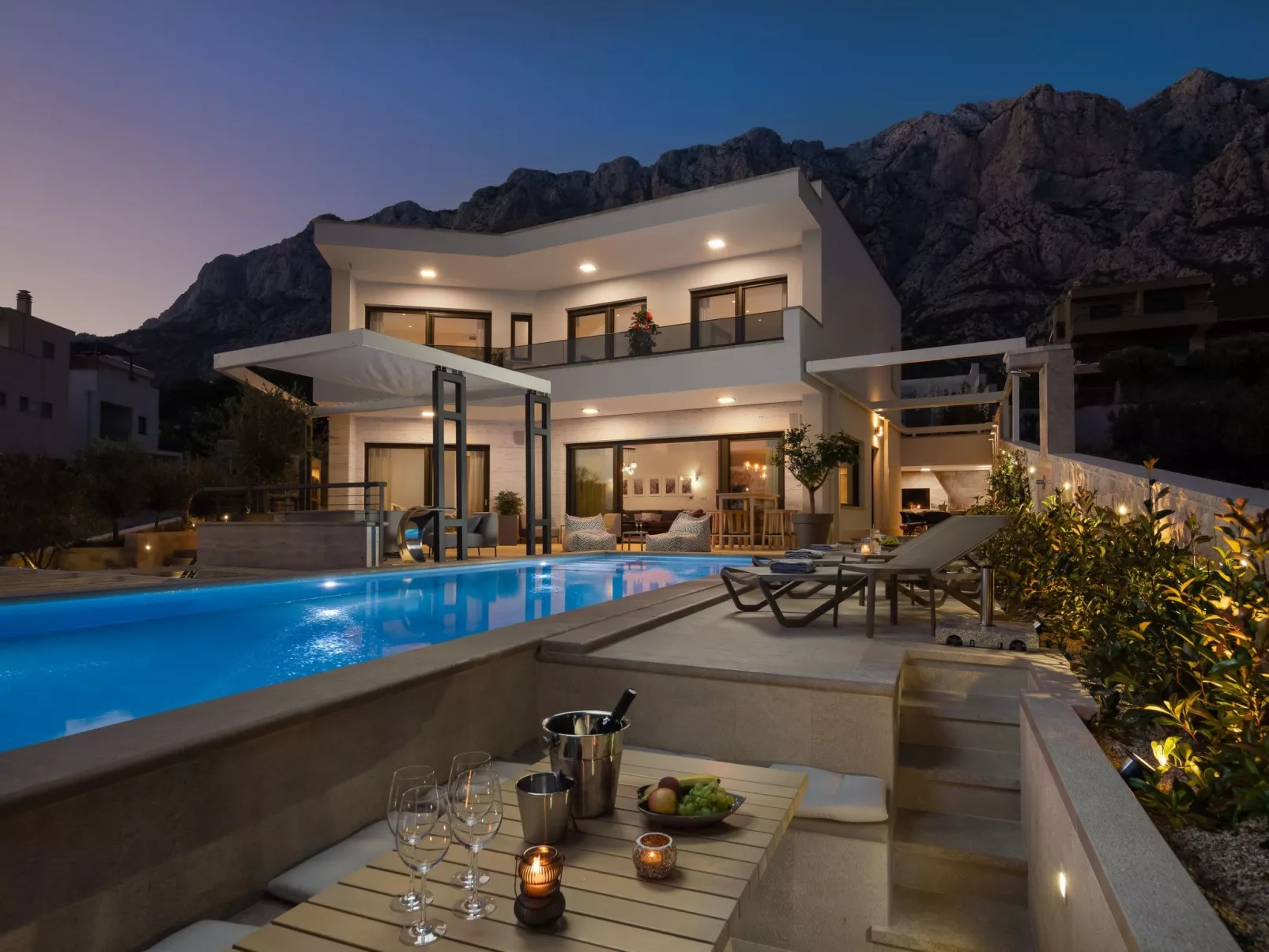 Villa Vista Al Mar in Makarska-Image-tags.info