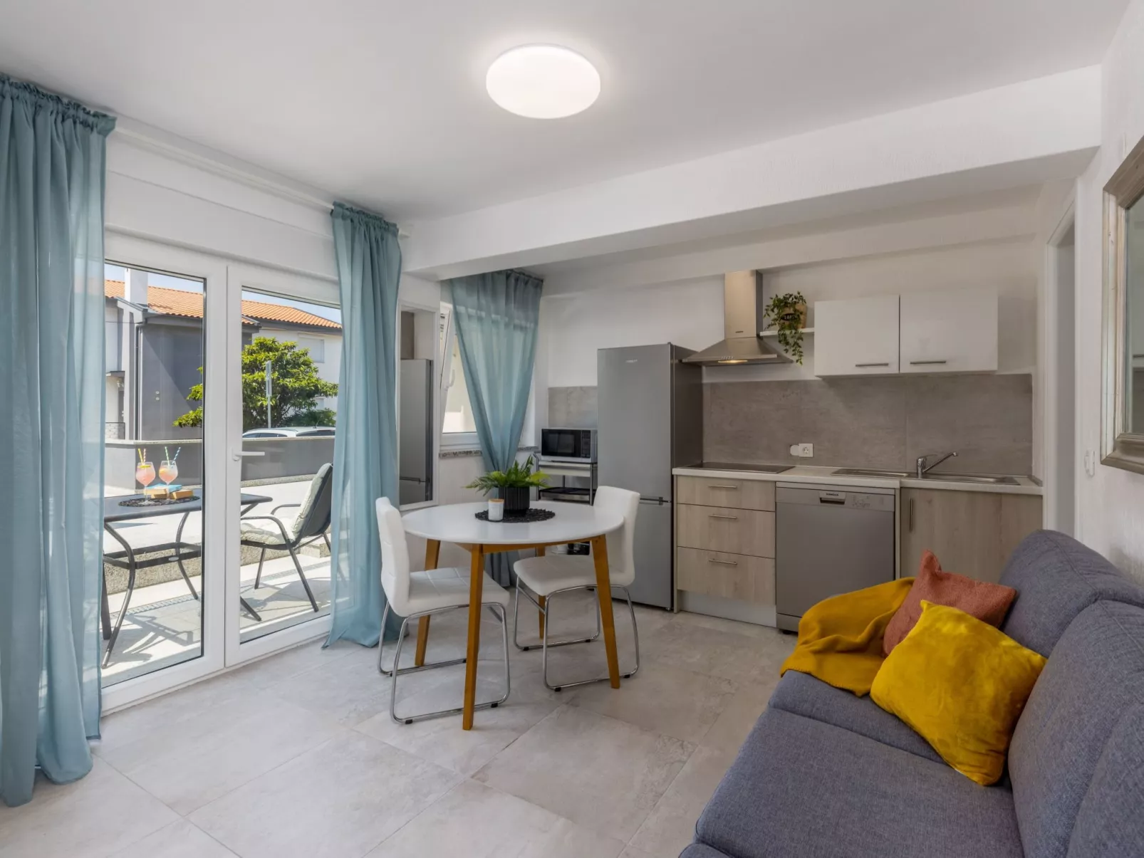 Moderne Wohnung in Crikvenica mit Pool