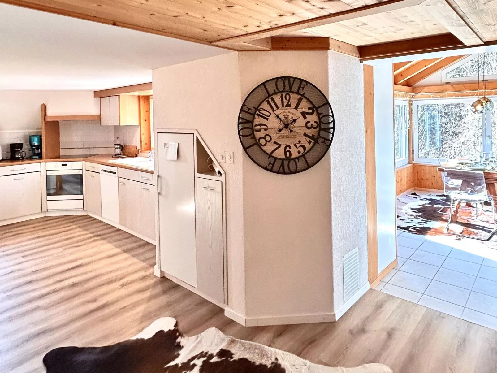 Sonnige Maisonette-Binnen