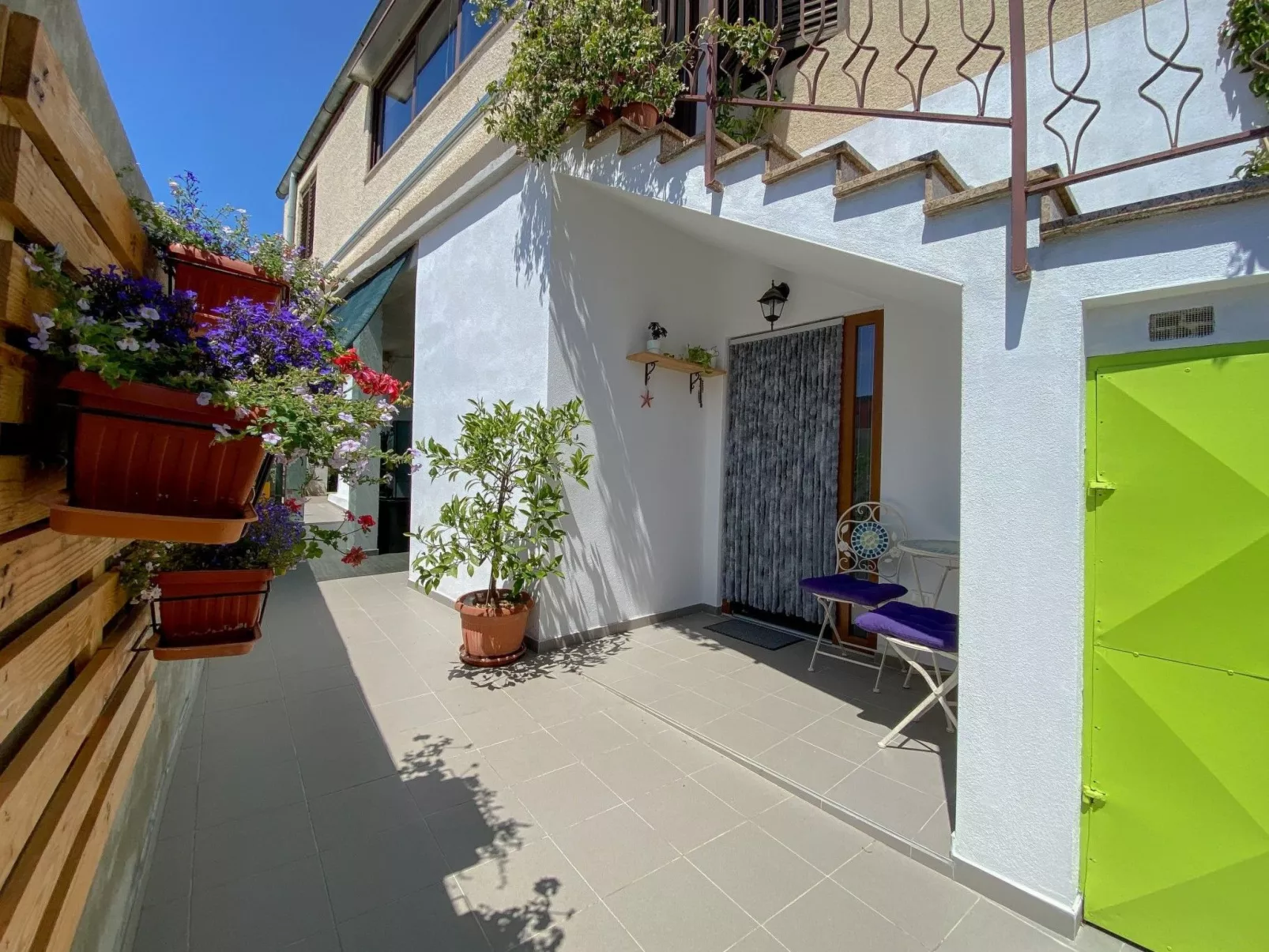 "Tomas" mit eigener Terrasse