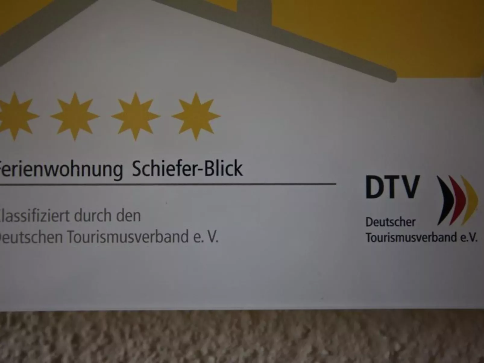 Schiefer Blick, Wohnung mit Terrasse und Balkon-Image-tags.info