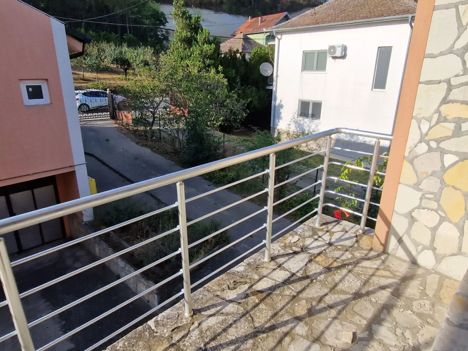 Schöne große Villa Vrcin - Buiten