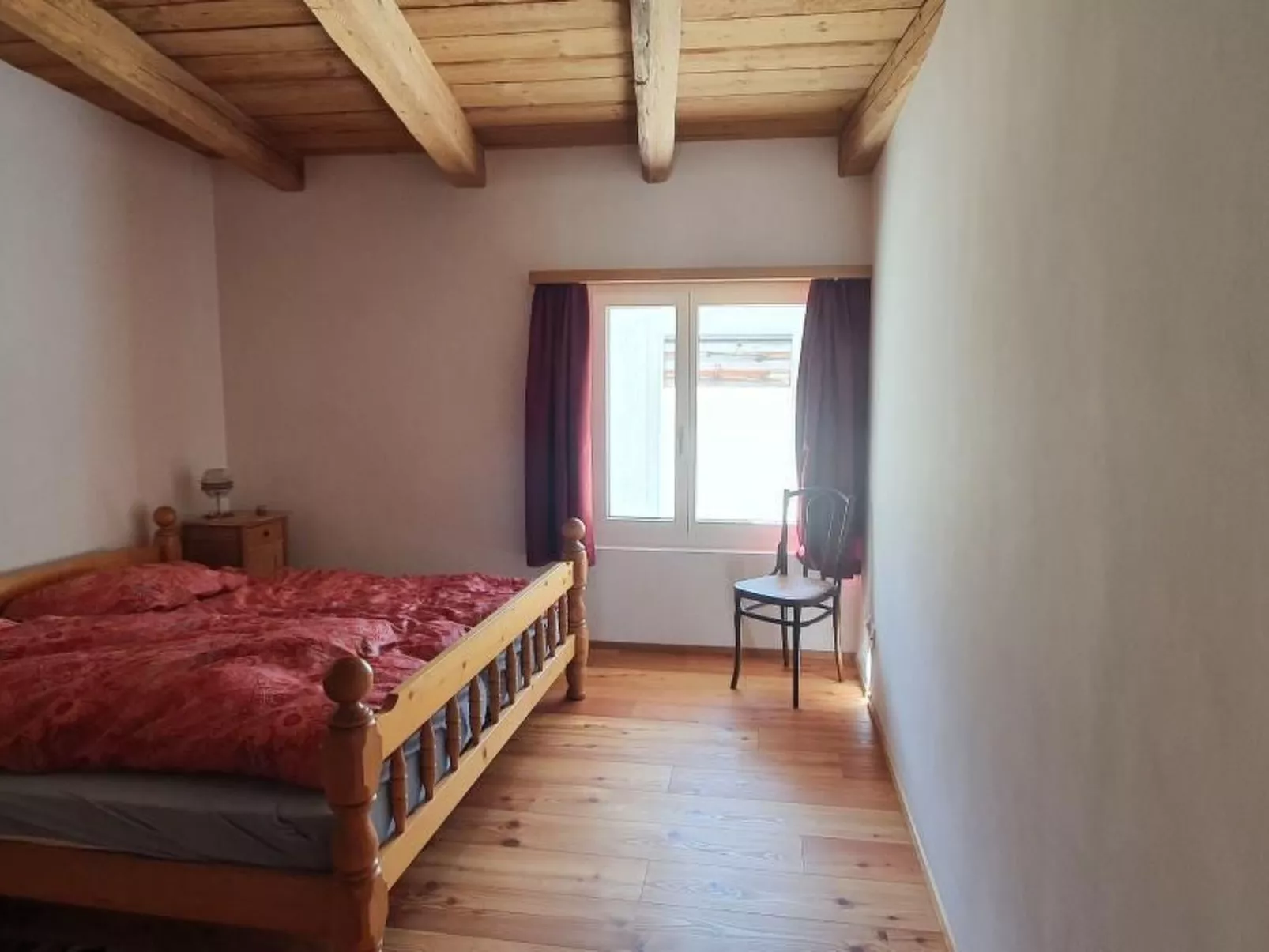 Wohnung mit atemberaubender Aussicht-Image-tags.info