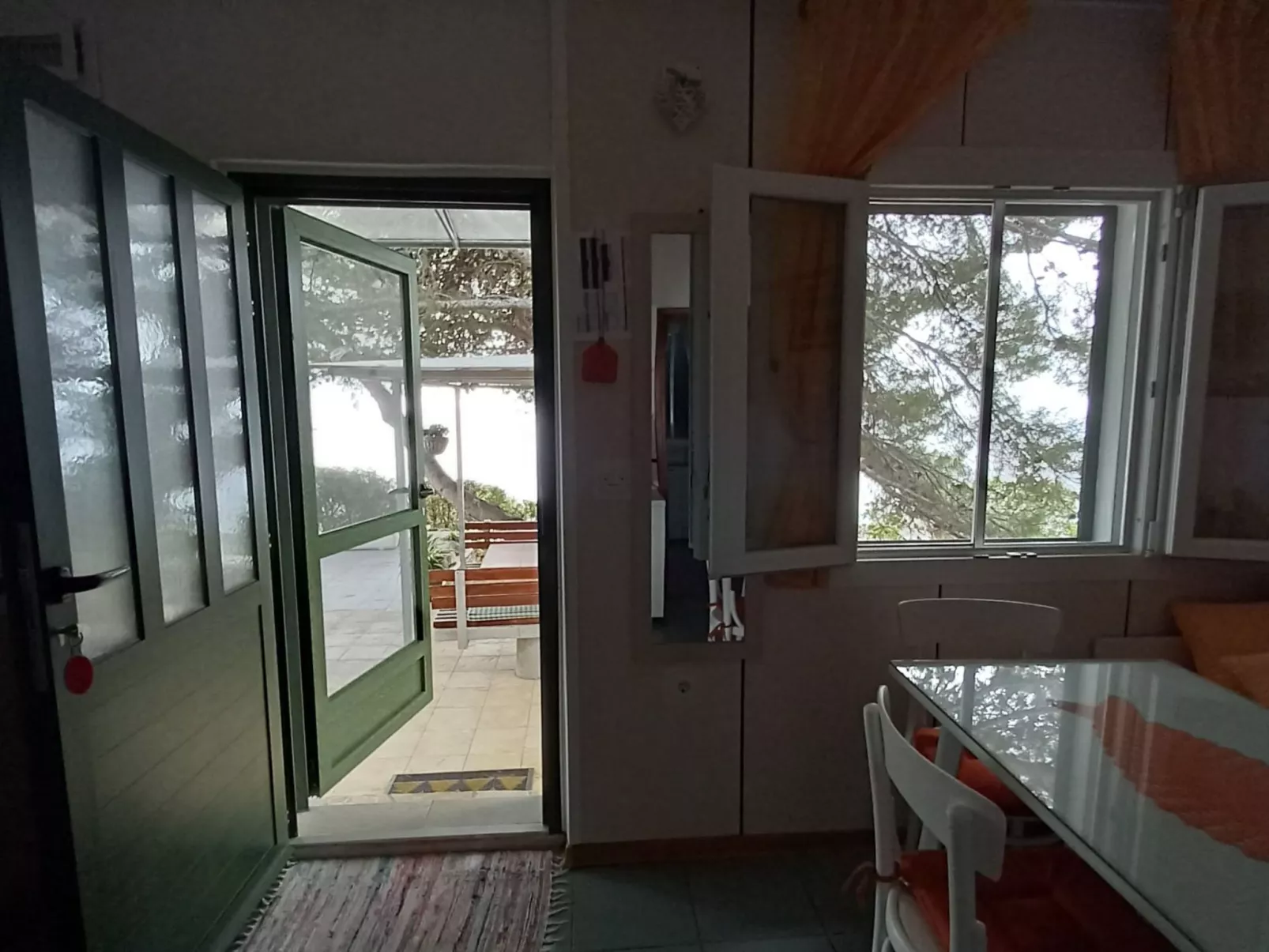 In Maslinica mit Großer Terrasse-Binnen