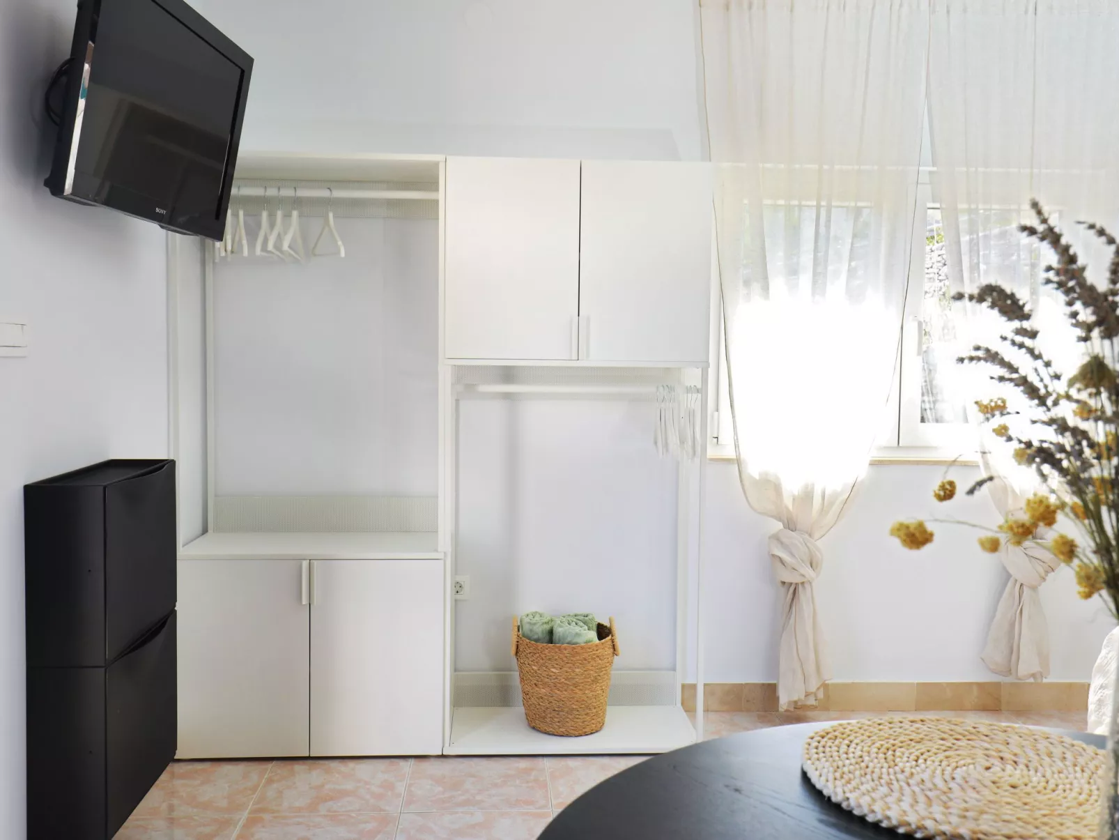 Kleines Steinhaus in einem ruhigen Ort auf der Insel Solta-Binnen