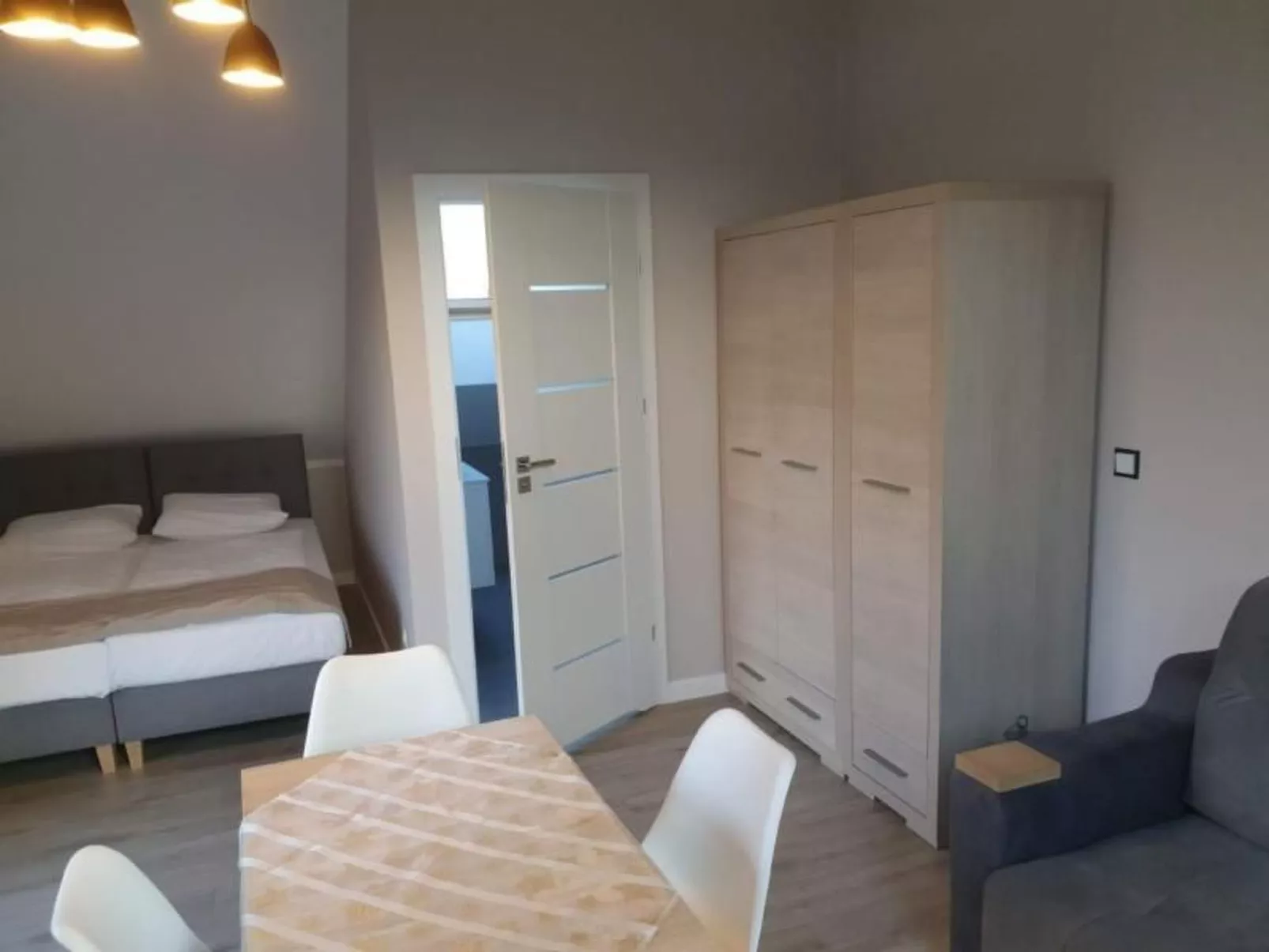 Gemütliches Ferienhaus mit Garten und Seeblick-Image-tags.info