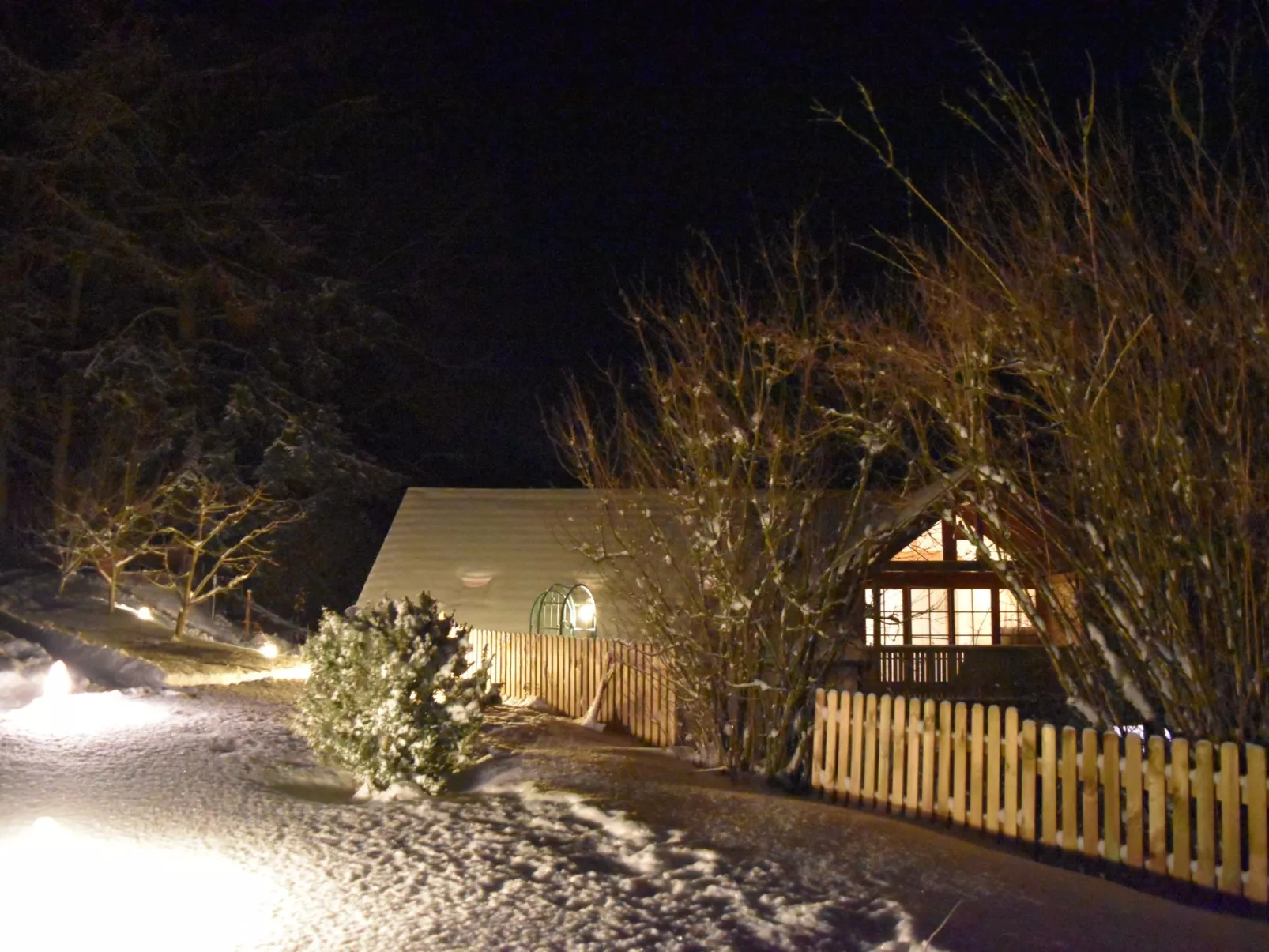 "Haus in der Einöde"-Buiten